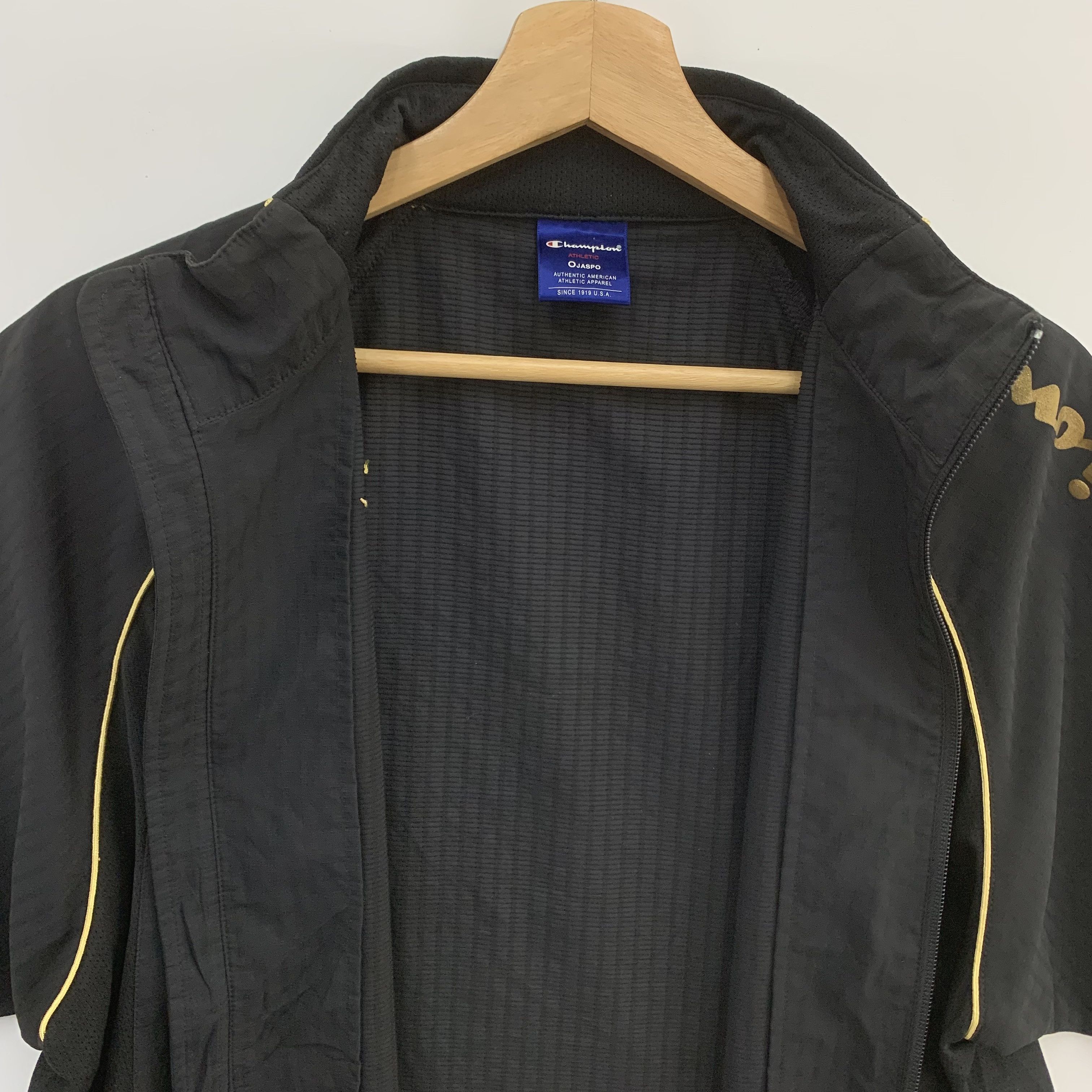 Champion × Vintage Champion Short Sleeve Jacket Full Zip Size US L / EU 52-54 / 3 - 7 Thumbnail