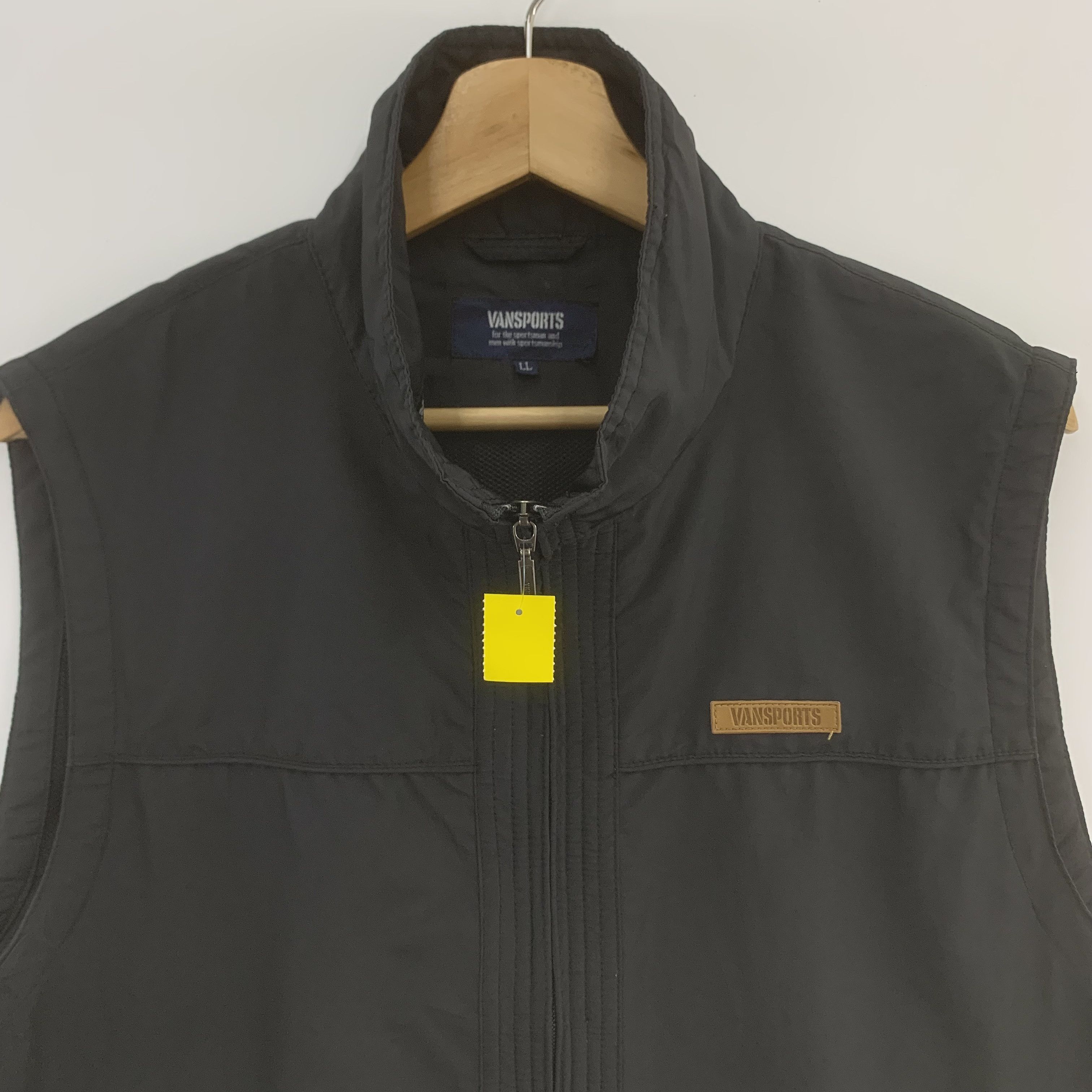 Japanese Brand × Van × Vintage Vansports Jacket Sleeveless Size US L / EU 52-54 / 3 - 3 Thumbnail