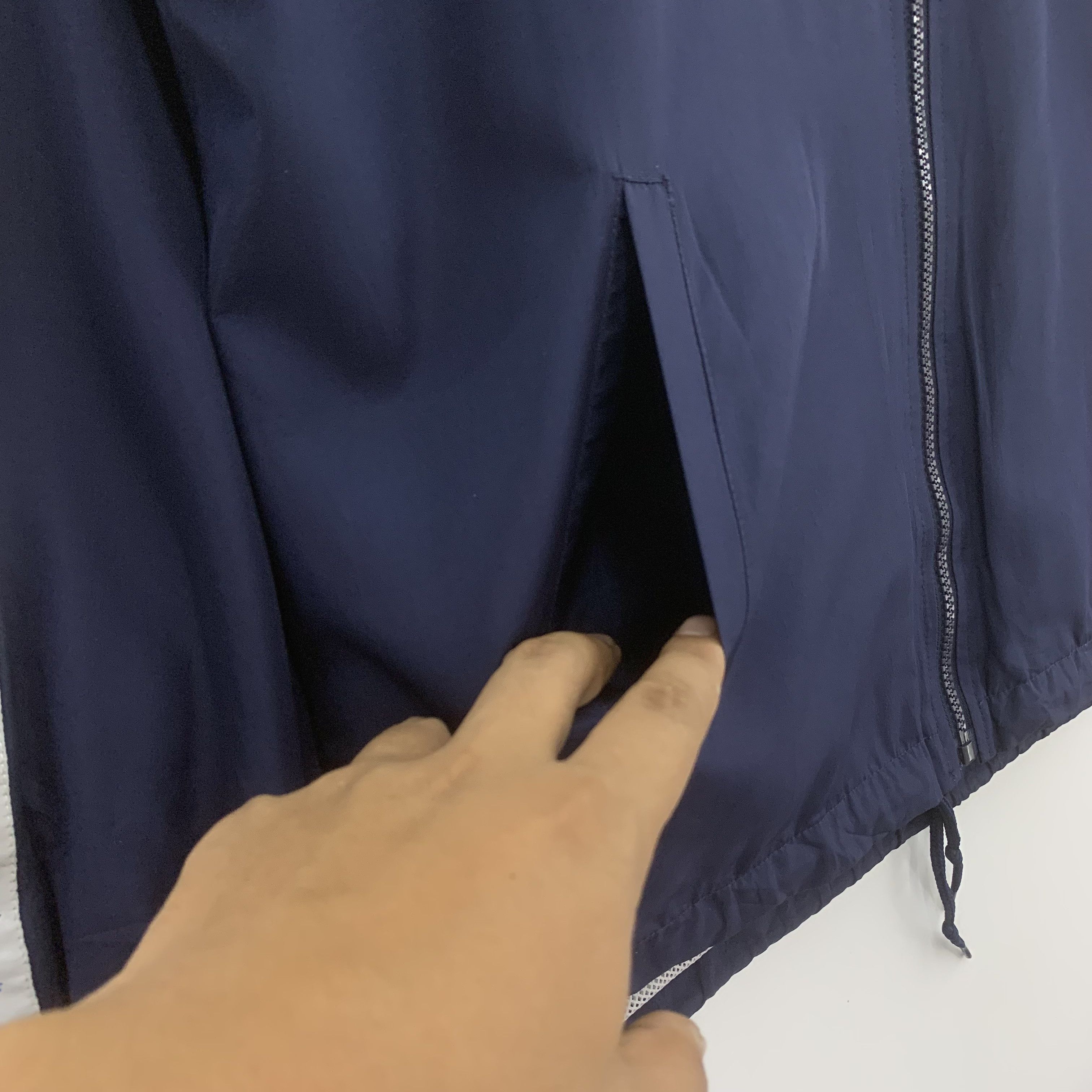 Japanese Brand Vintage 90s CCL Track Top Jacket Windbreaker Size US S / EU 44-46 / 1 - 5 Thumbnail