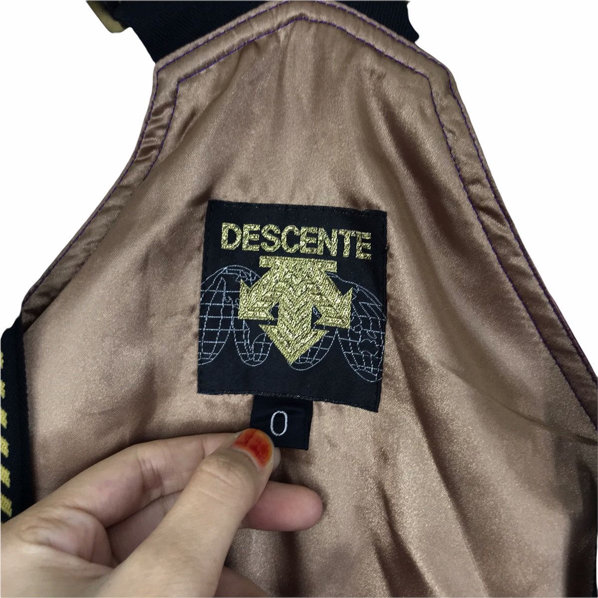 Descente DESCENTE Japan Ski Skiing Coverall Jacket Snow Winter Size US 40 / EU 56 - 4 Thumbnail