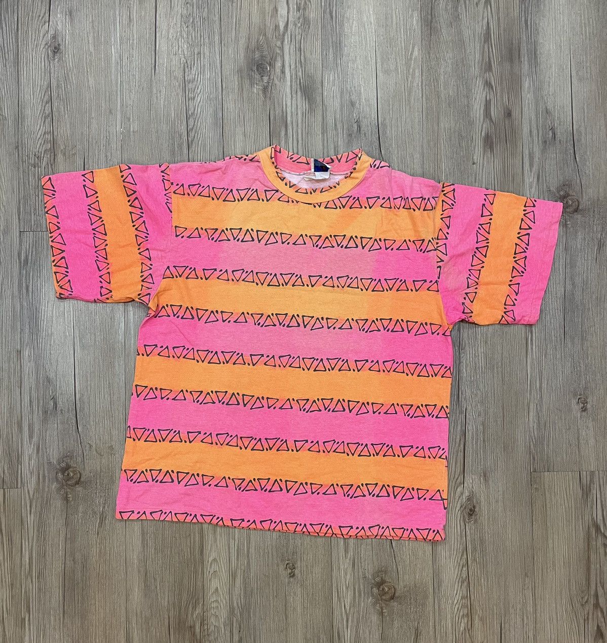 Vintage Vintage Pacitic Heat Single Stitch Pop Art Striped T shirt Size US L / EU 52-54 / 3 - 2 Thumbnail