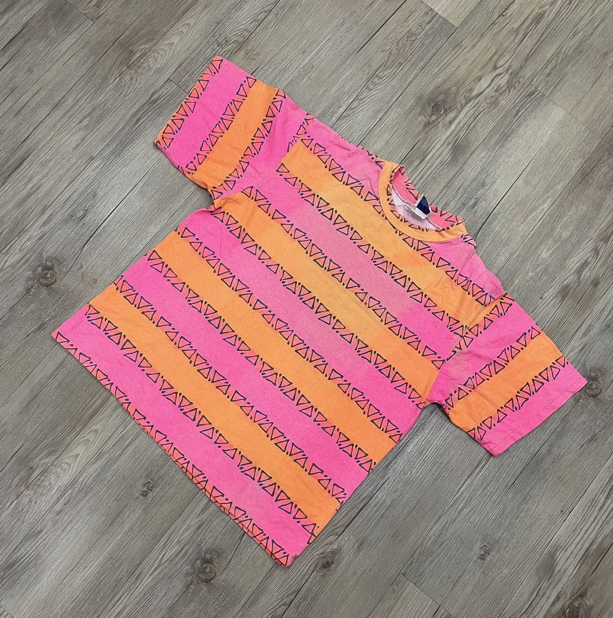 Vintage Vintage Pacitic Heat Single Stitch Pop Art Striped T shirt Size US L / EU 52-54 / 3 - 1 Thumbnail
