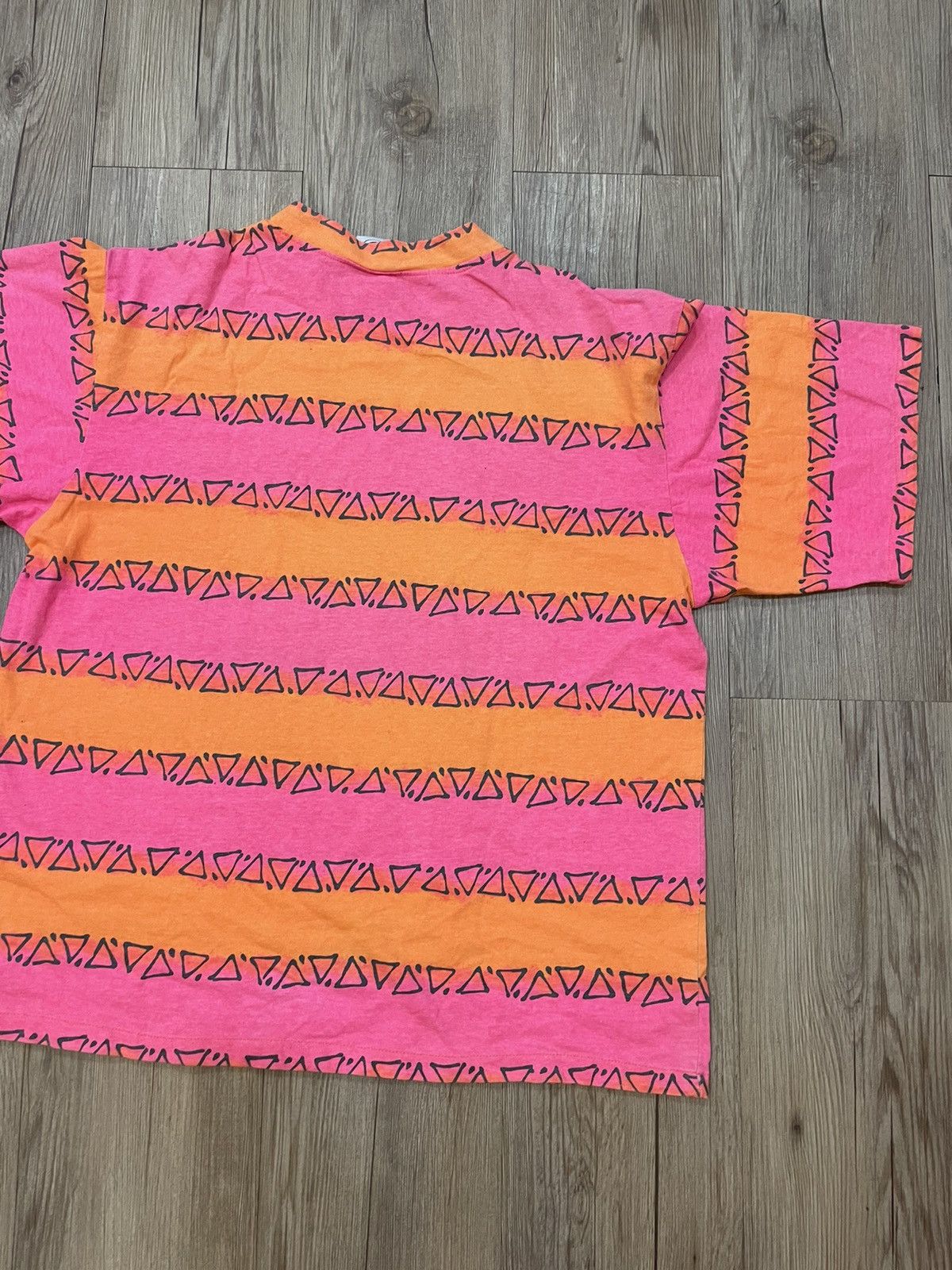 Vintage Vintage Pacitic Heat Single Stitch Pop Art Striped T shirt Size US L / EU 52-54 / 3 - 10 Thumbnail