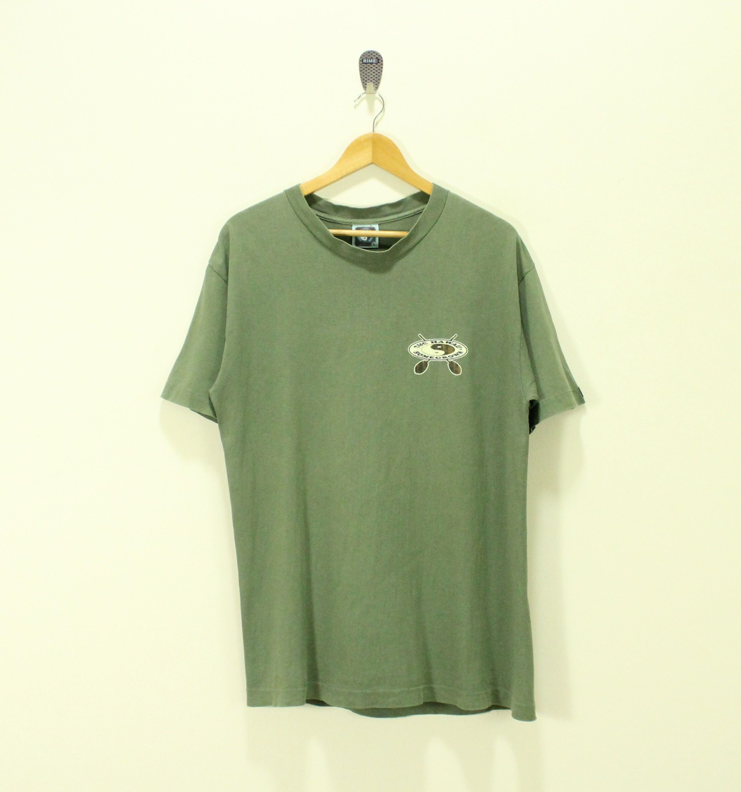 Vintage Vintage 90s T&C SURF DESIGNS T Shirt Faded Distressed Size US L / EU 52-54 / 3 - 4 Thumbnail