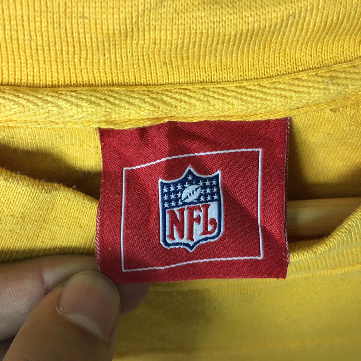 Vintage VintageGREEN BAY PACKERS Usa Nfc SuperBowl Yellow Sweatshirt Size US XXL / EU 58 / 5 - 3 Thumbnail