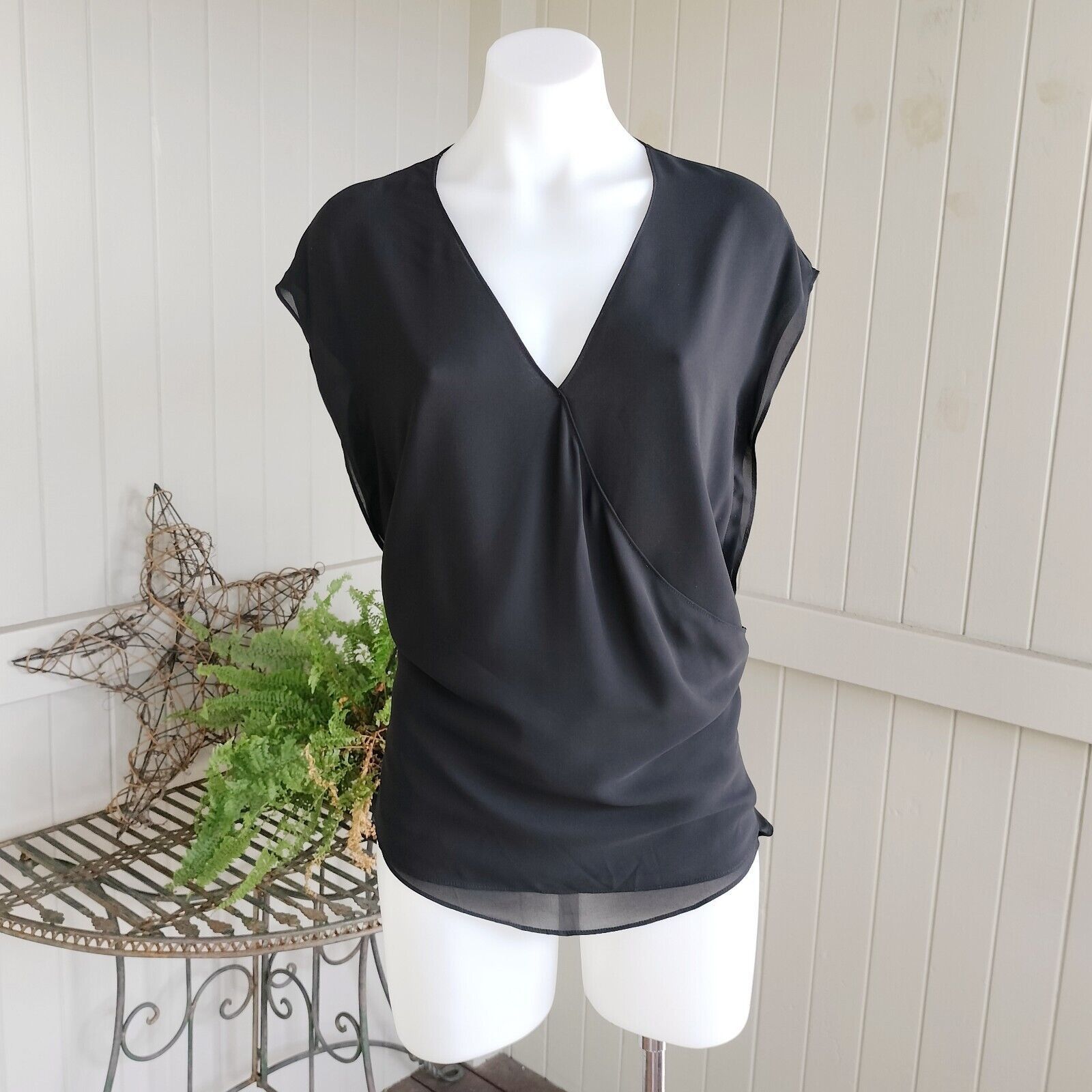 Designer × Vintage Witchery Top Blouse Asymetrical Petal Sleeve Corporate Size M / US 6-8 / IT 42-44 - 1 Thumbnail