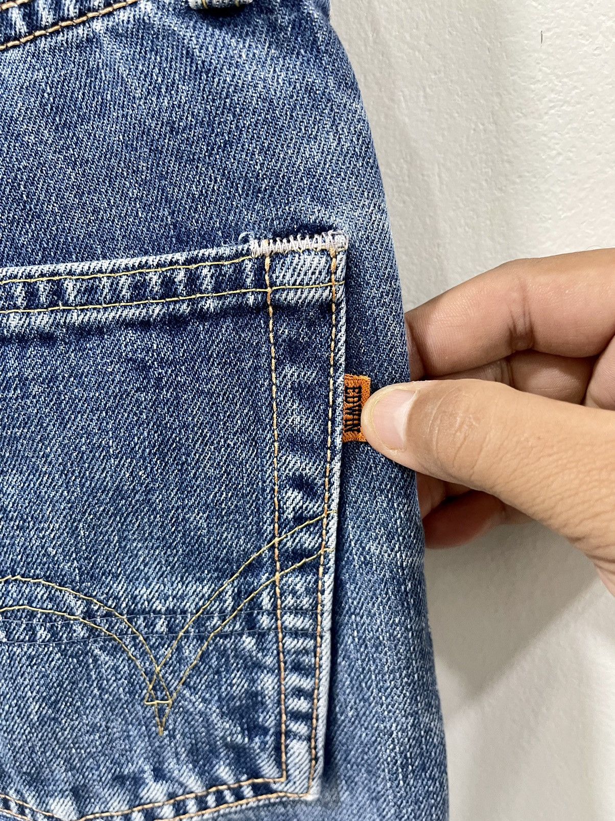 Edwin VINTAGE REGULAR FIT EDWIN 505 REDLINE SELVEDGE SIZE 30X30 Size US 30 / EU 46 - 16 Thumbnail