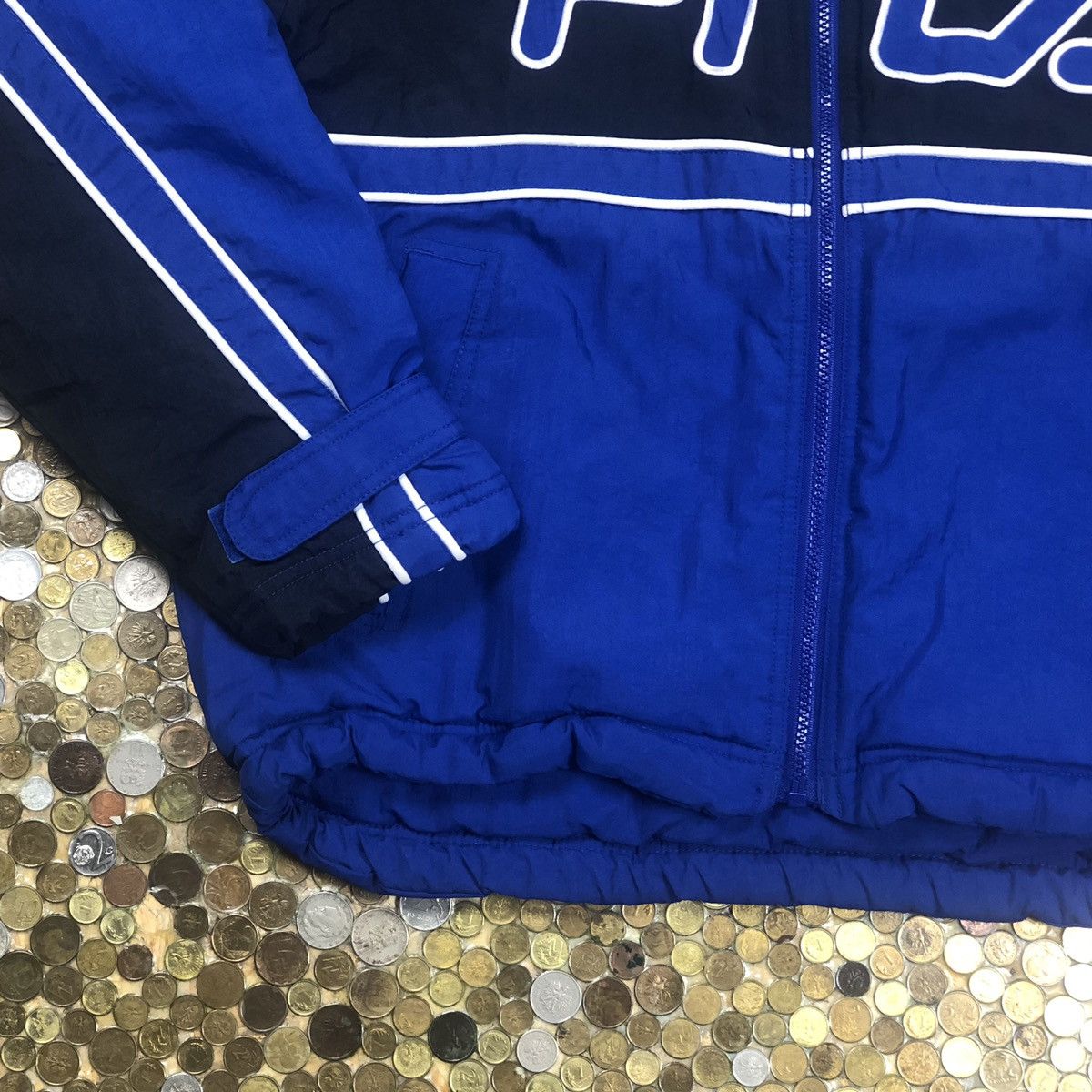 Fila Fila big logo spring puffer jacket Size US M / EU 48-50 / 2 - 2 Thumbnail