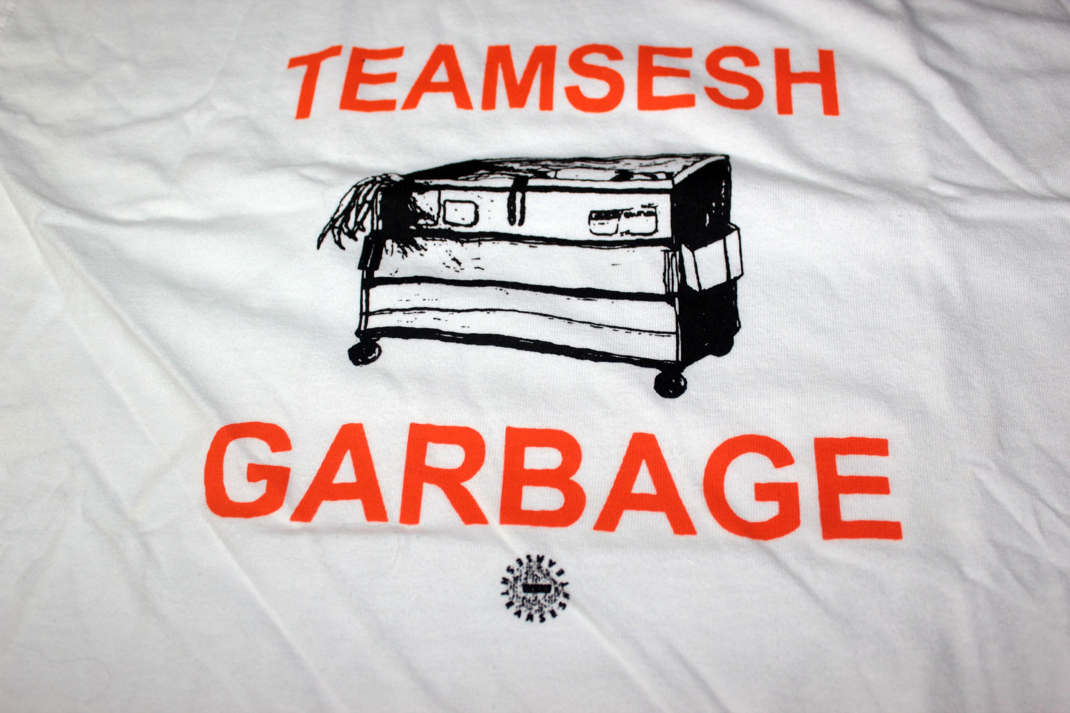 Bones × TeamSESH TeamSESH Garbage T-Shirt Size US M / EU 48-50 / 2 - 3 Thumbnail