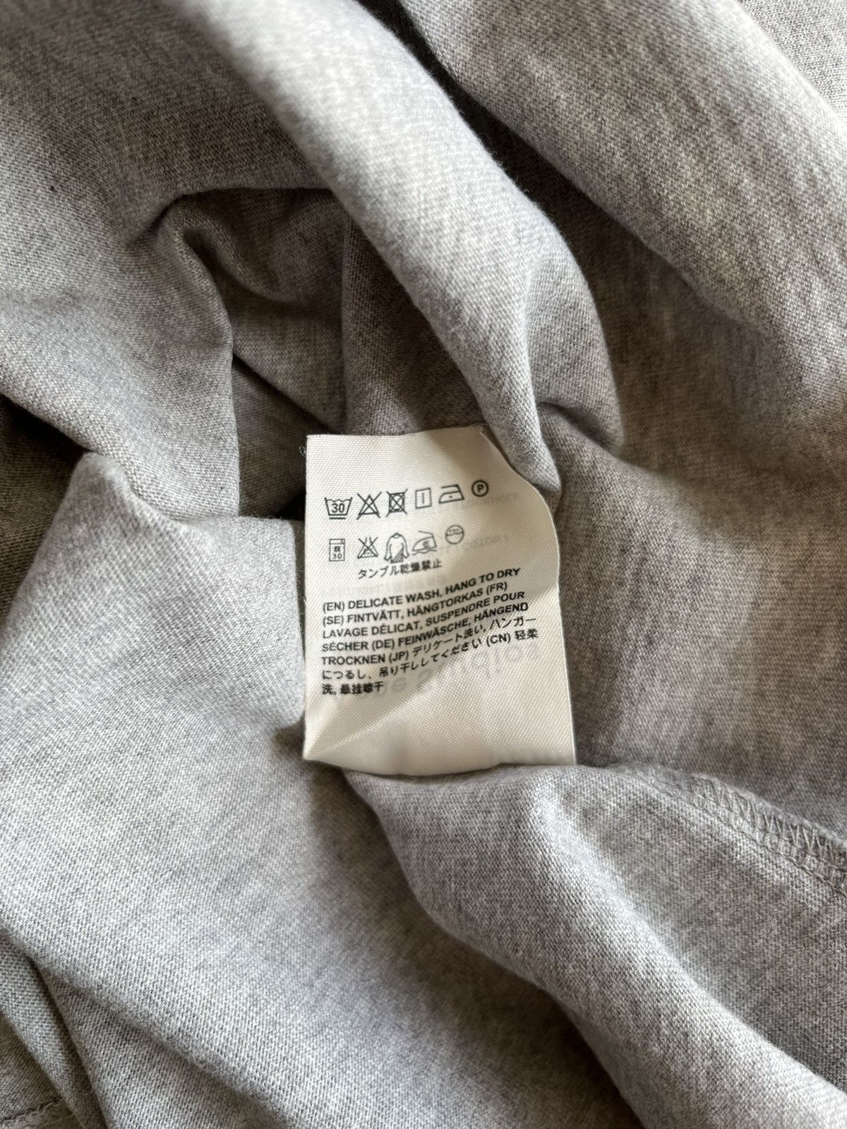 Acne Studios Acne studios - I want more t-shirt Size US M / EU 48-50 / 2 - 6 Thumbnail