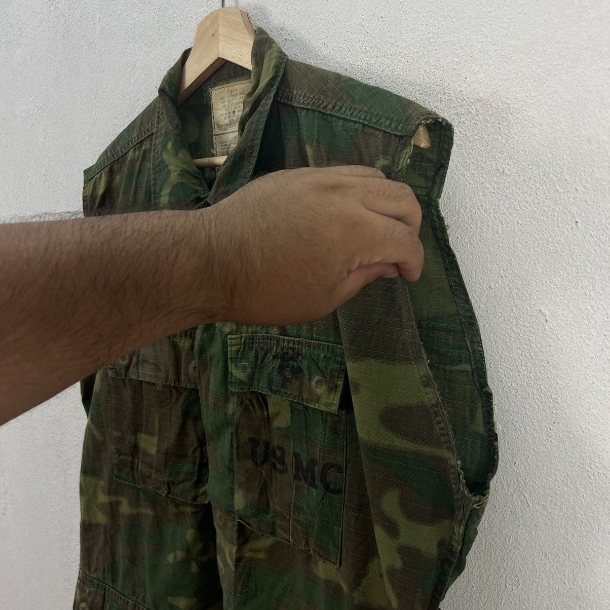 Vintage VINTAGE TANK TOP SLEEVELESS USMC MILITARY CAMO ARMY US Size US M / EU 48-50 / 2 - 7 Thumbnail