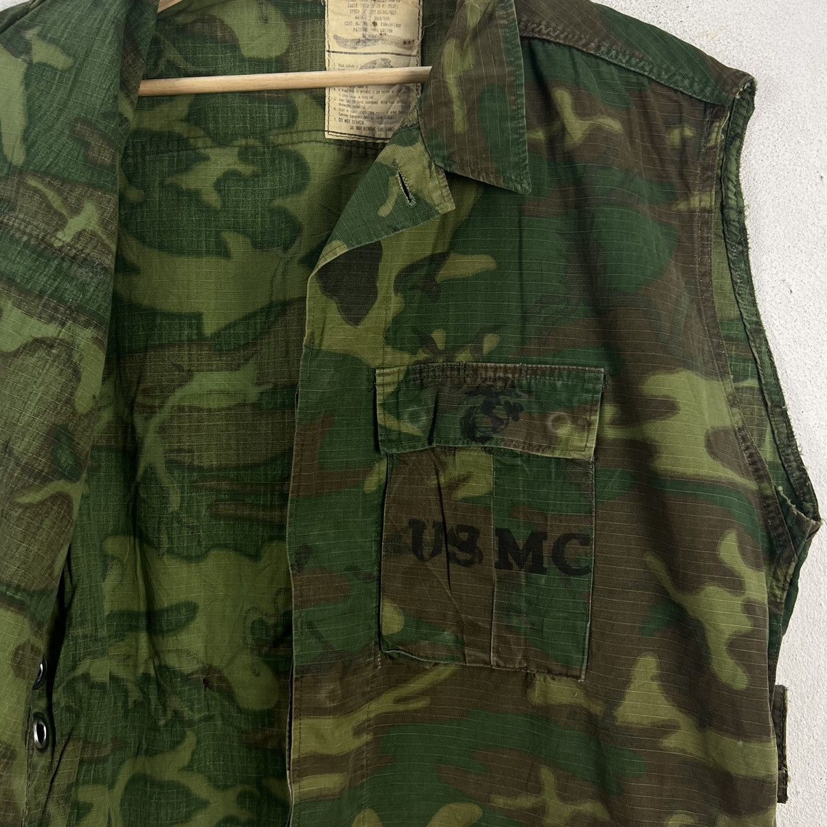 Vintage VINTAGE TANK TOP SLEEVELESS USMC MILITARY CAMO ARMY US Size US M / EU 48-50 / 2 - 12 Thumbnail