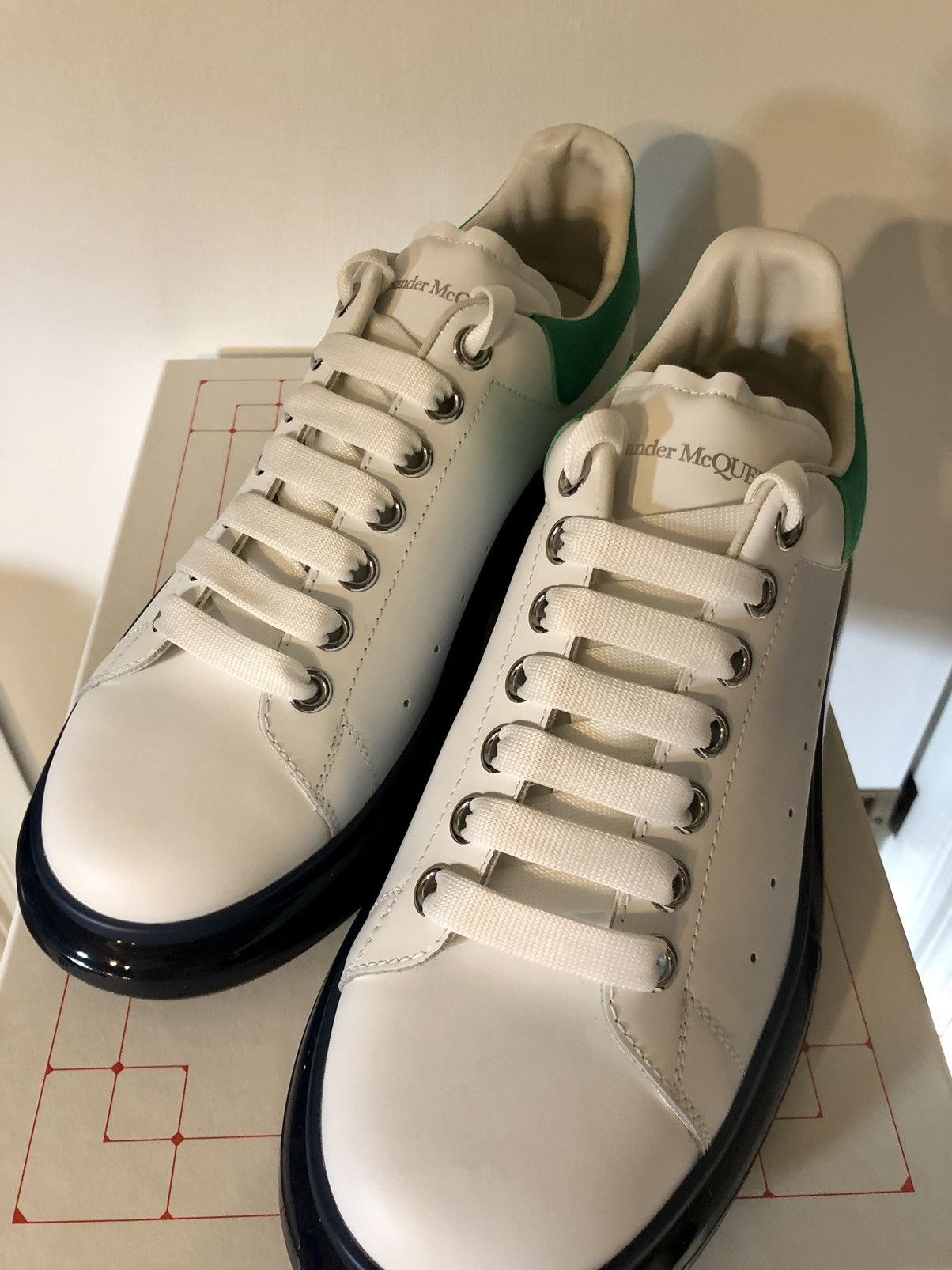 スニーカー alexander mcqueen Sea green leather Tread Slick sneakers Alexander McQueen Sea Green Leather Tread Slick Sneakers