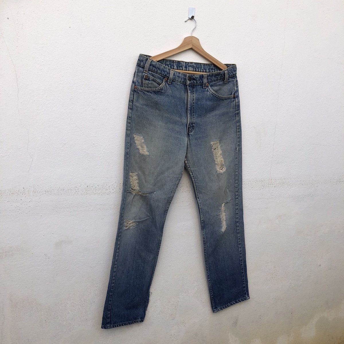 Levi's VINTAGE DISTRESSED LEVI’S JEANS ORANGE TAG Size US 32 / EU 48 - 2 Thumbnail