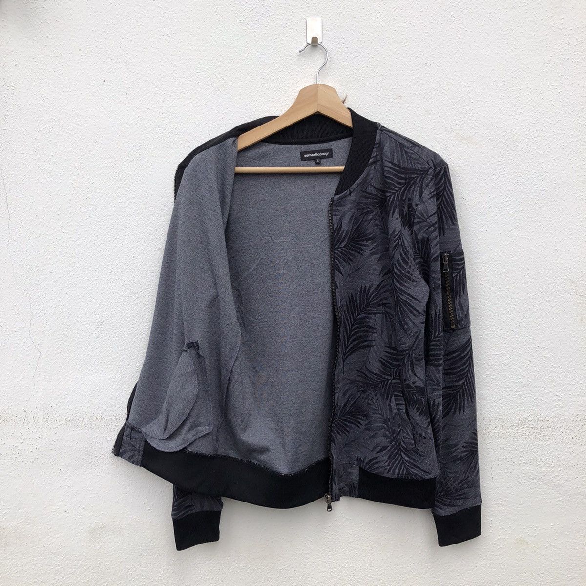 Japanese Brand SEMANTIC DESIGN FULL PRINT STYLE ZIPPER JACKET Size US L / EU 52-54 / 3 - 7 Thumbnail