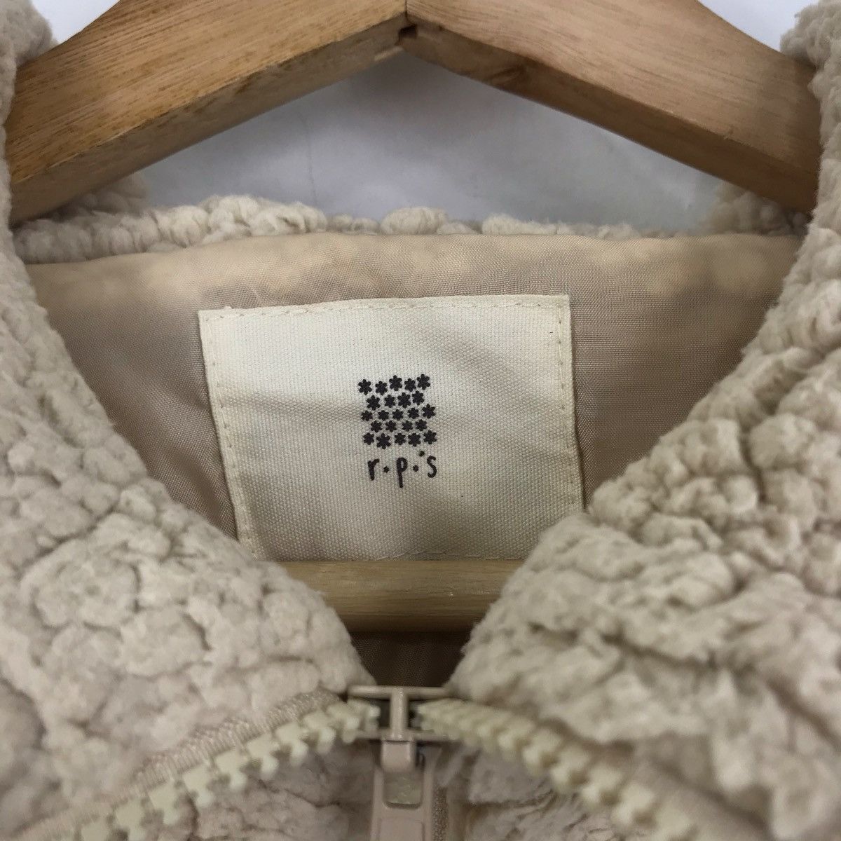 Japanese Brand R.P.S RPS Japanese Brand Cream Fleece Single Pocket Size US M / EU 48-50 / 2 - 4 Thumbnail
