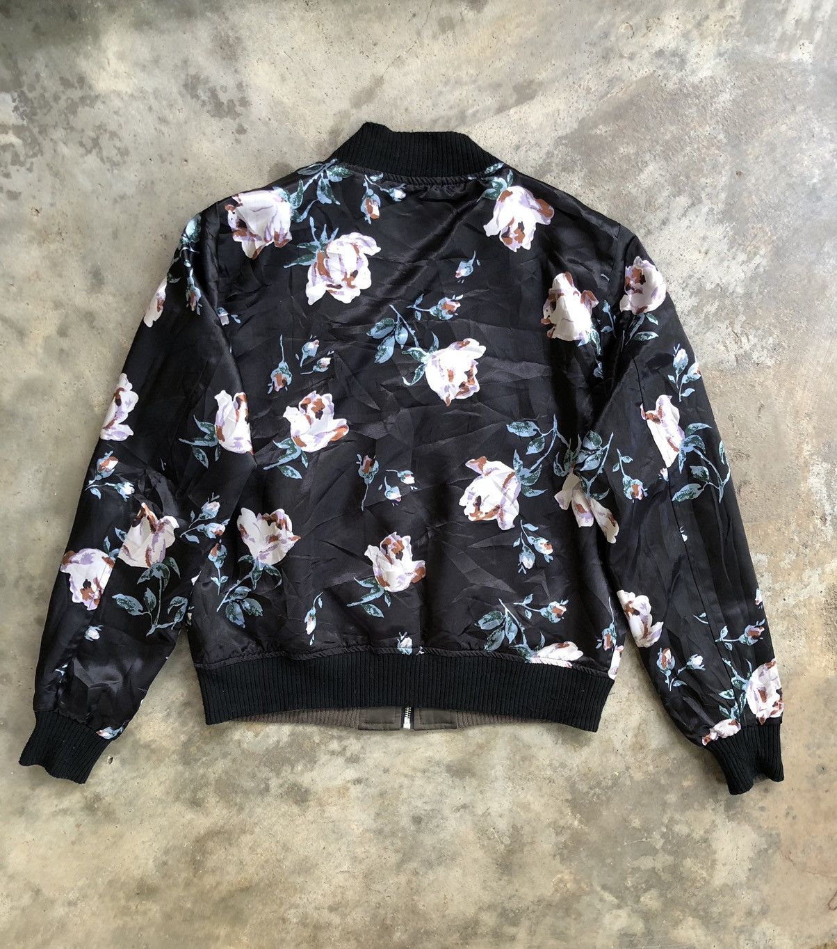 Japanese Brand Japanese brand reversible bomber jacket Size M / US 6-8 / IT 42-44 - 2 Thumbnail
