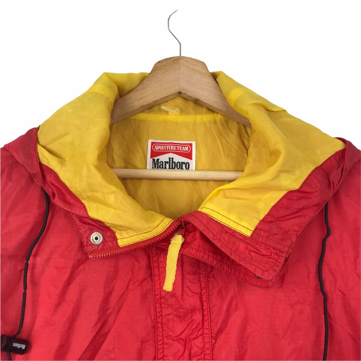 Vintage Vintage 90s MARLBORO ADVENTURE TEAM MAT Windbreaker Jacket Size US L / EU 52-54 / 3 - 4 Thumbnail