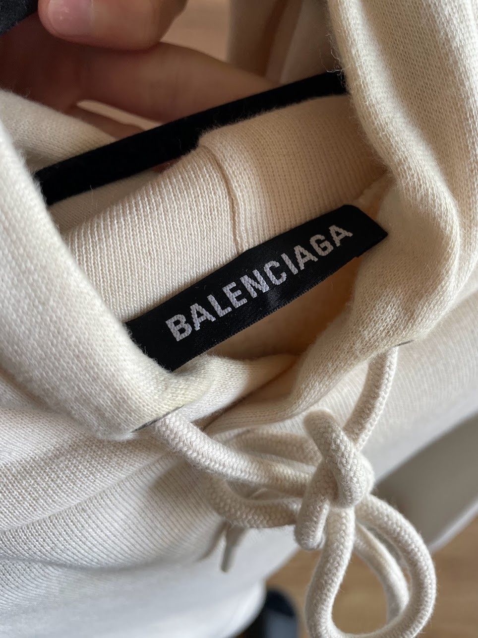 Balenciaga Balenciaga Logo Hoodie Regular Fit in Cream Size US XS / EU 42 / 0 - 7 Thumbnail