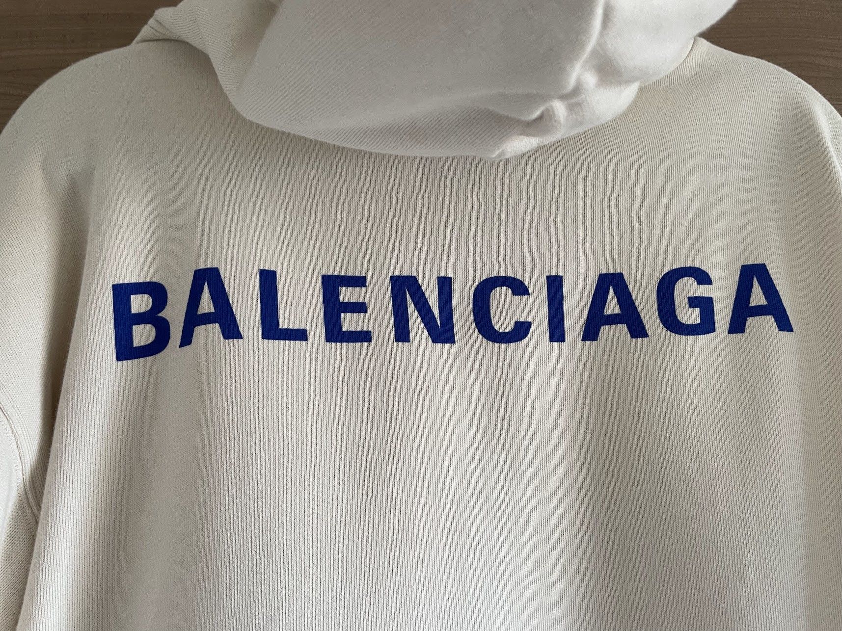 Balenciaga Balenciaga Logo Hoodie Regular Fit in Cream Size US XS / EU 42 / 0 - 5 Thumbnail