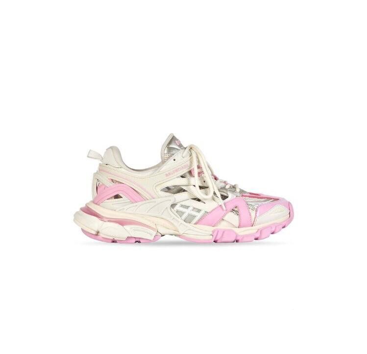 o1s1rm0423 Women's Track Sneaker in White