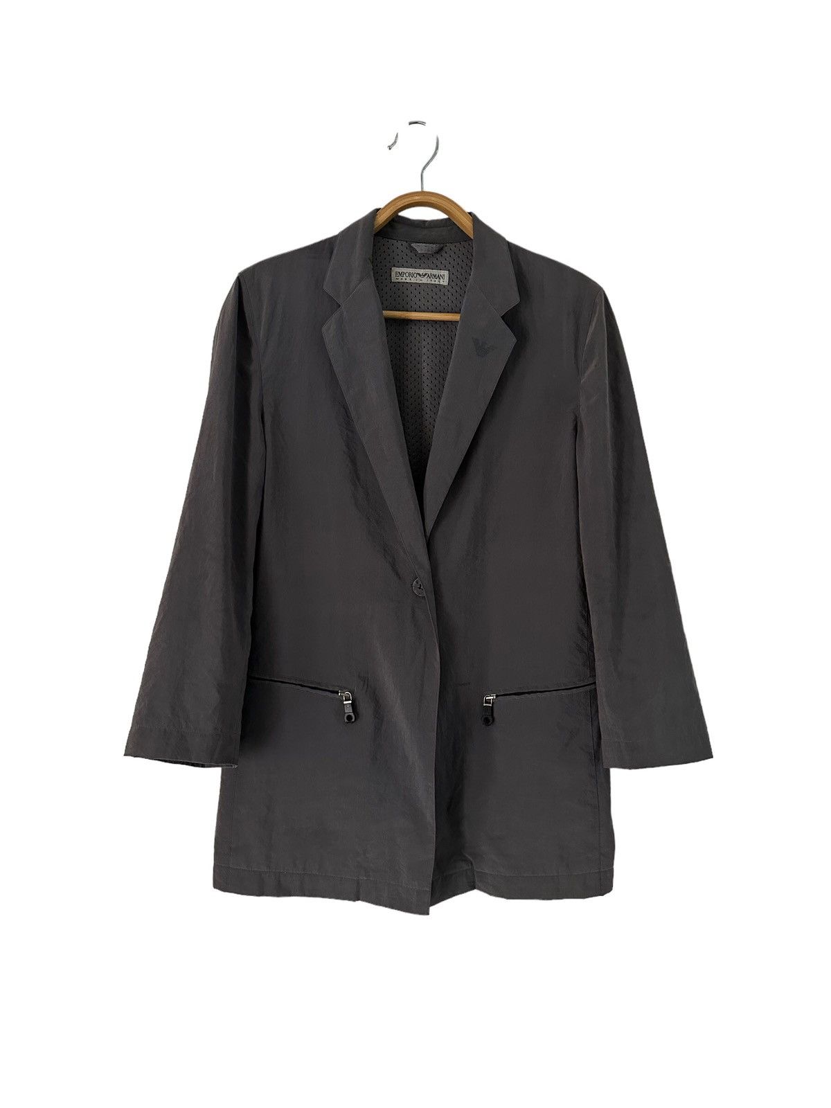 Emporio Armani 1990s Emporio Armani light nylon sport blazer Size US M / EU 48-50 / 2 - 4 Thumbnail