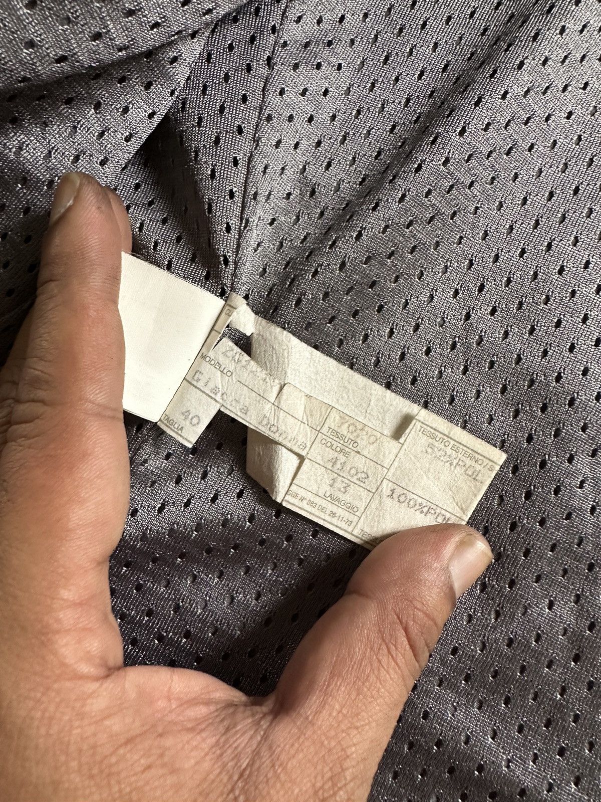 Emporio Armani 1990s Emporio Armani light nylon sport blazer Size US M / EU 48-50 / 2 - 13 Thumbnail