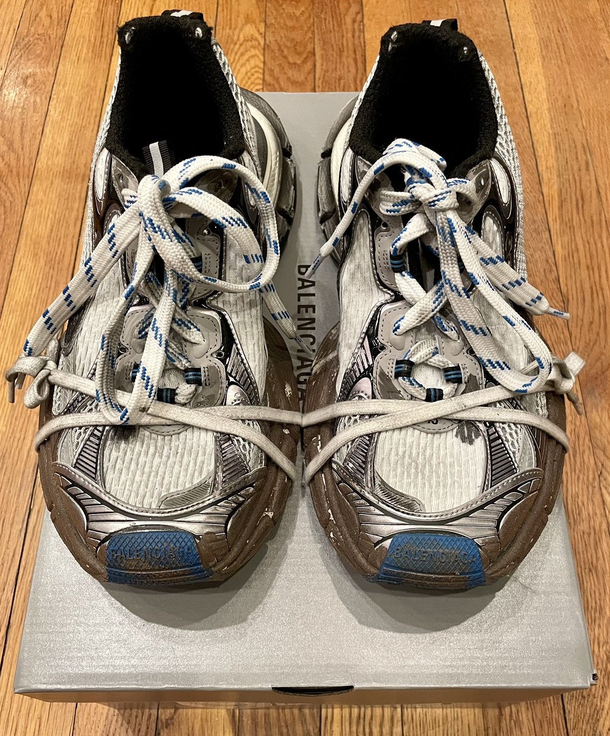 靴 BALENCIAGA 3XL WORN OUT 43 0400021888829_GREY?wid=600&hei