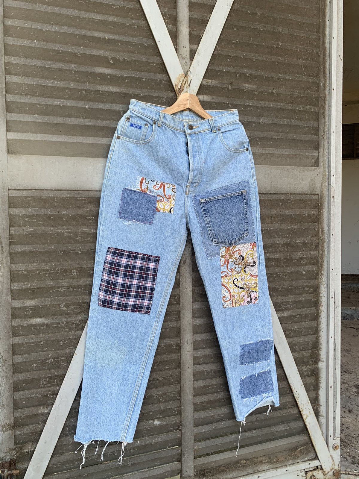 Vintage 👹VINTAGE POTRO DISTRESSED PATCHWORK SLIM FIT JEANS (WOMAN) Size US 26 / EU 42 - 5 Thumbnail