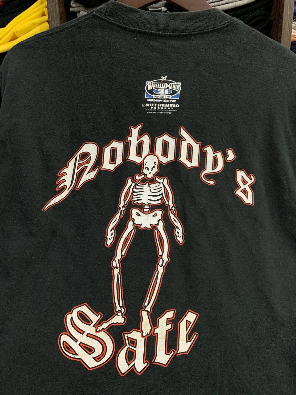 Vintage Vintage 2000s The Undertaker WWE Tee Size US L / EU 52-54 / 3 - 1 Thumbnail