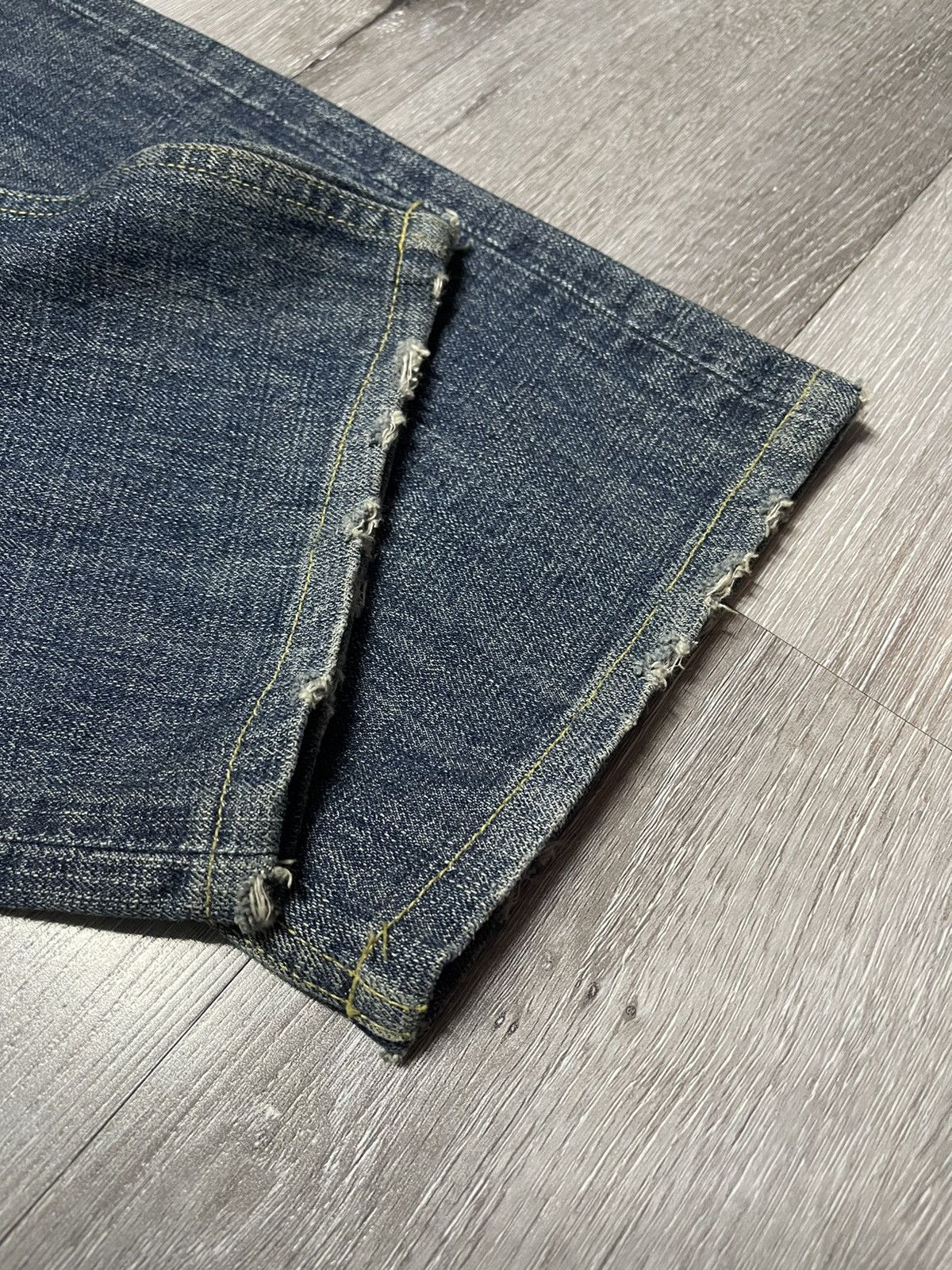 Beams Plus × Japanese Brand Vintage Beams Distressed Denim Jeans Size US 30 / EU 46 - 7 Thumbnail