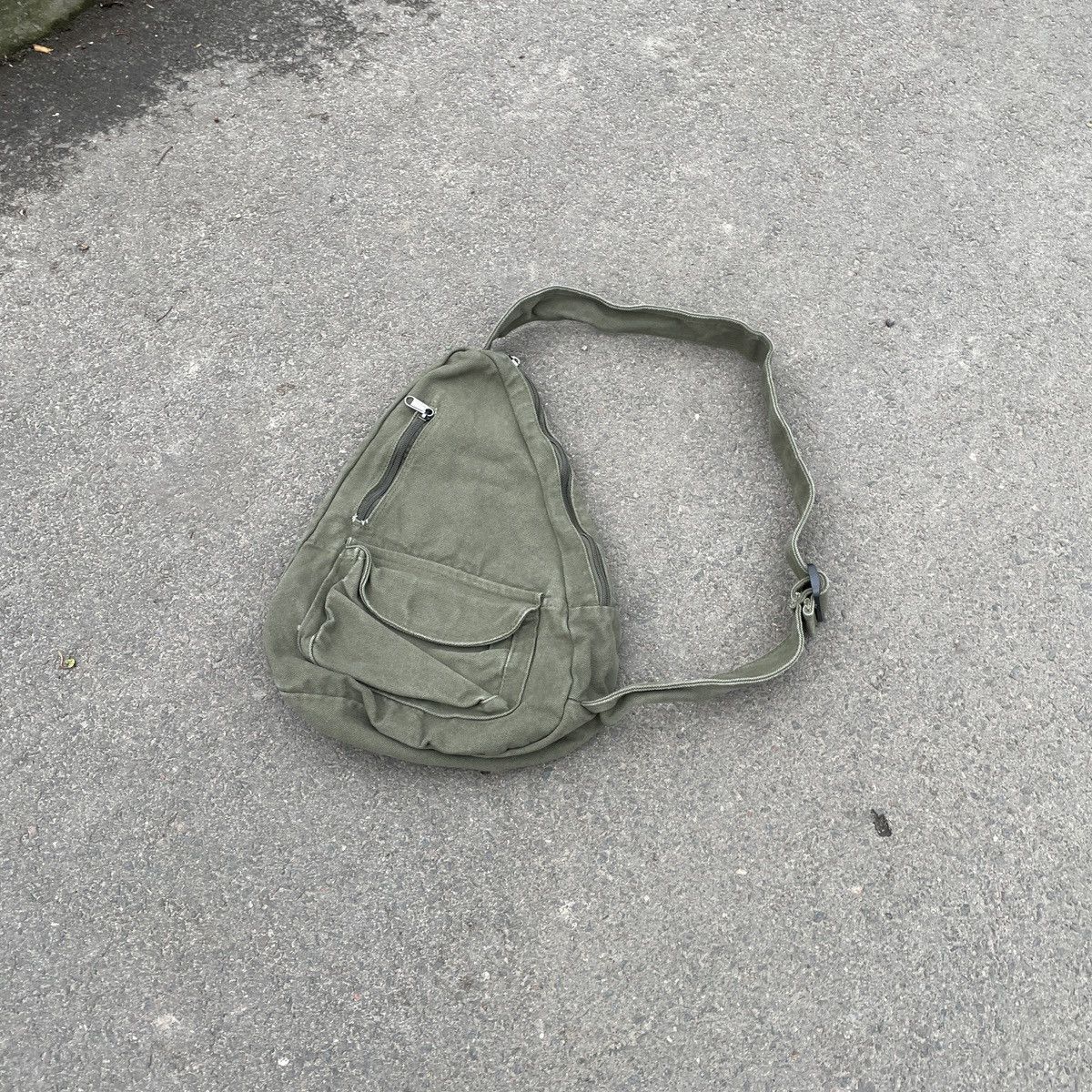 Seditionaries Vintage Sling Crossbody Bag Size ONE SIZE - 1 Thumbnail