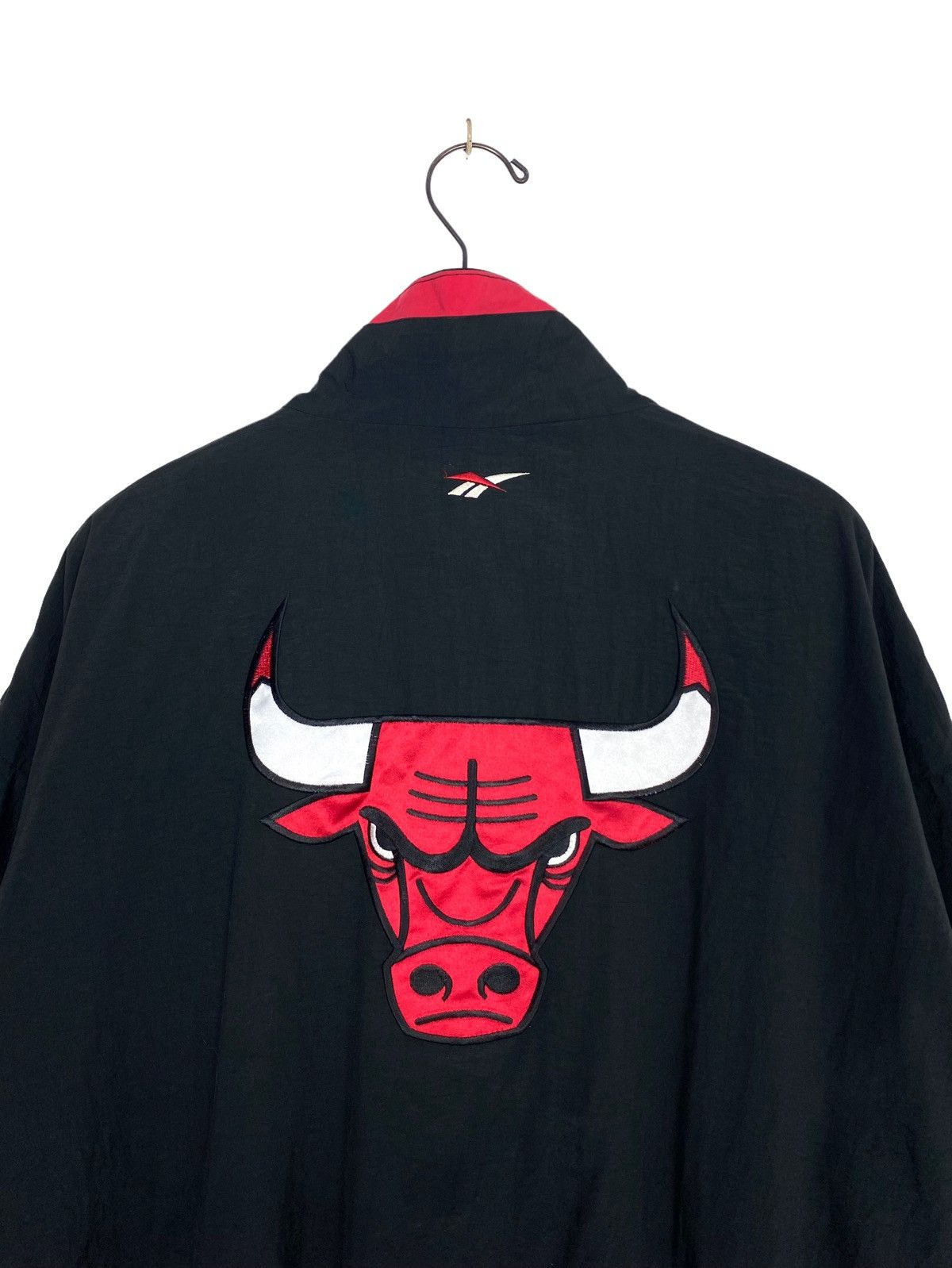 NBA Rare‼️ Vintage Reebok Nba Chicago Bulls Embroidery Big Logo Size US L / EU 52-54 / 3 - 6 Thumbnail