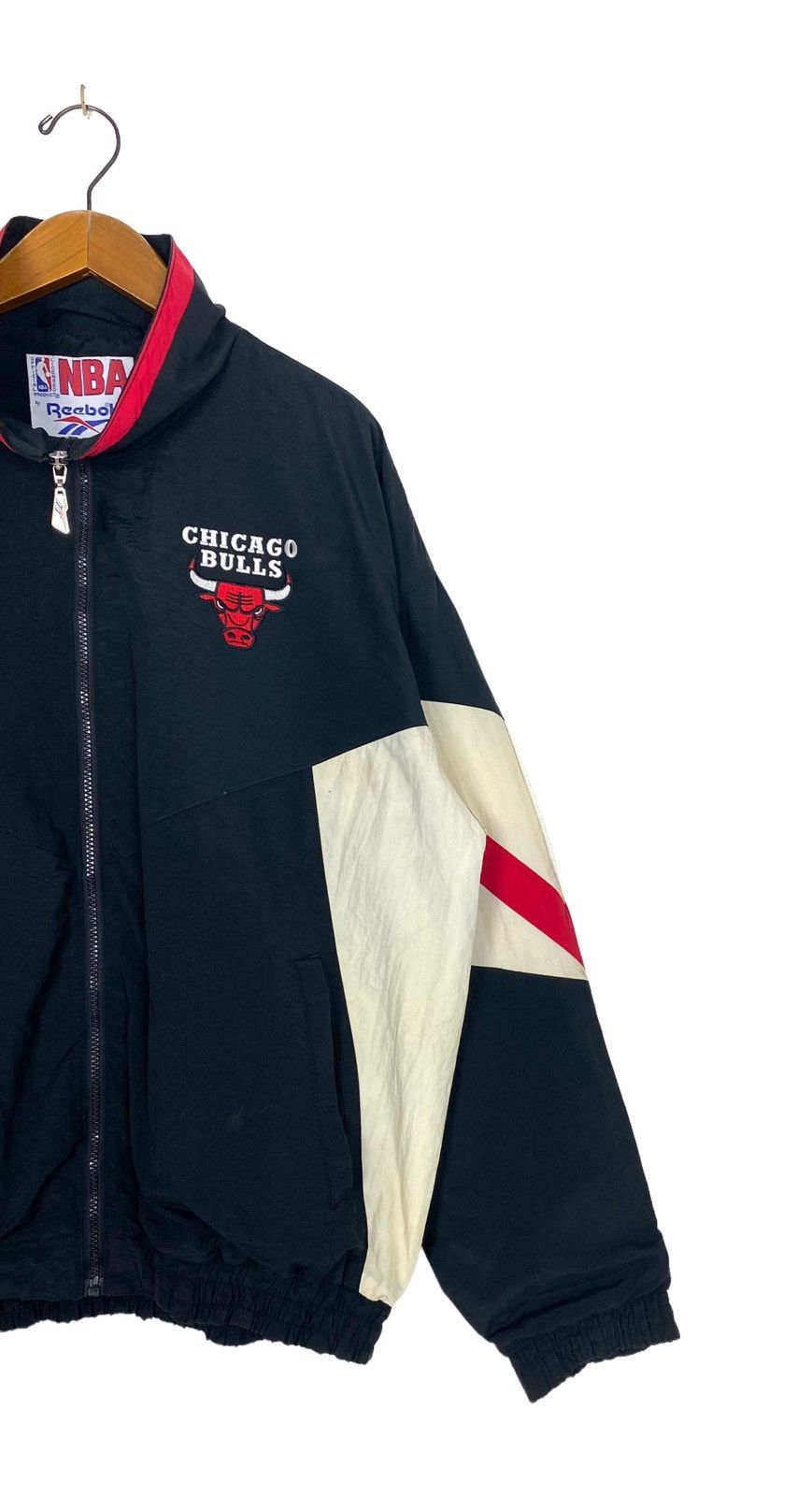 NBA Rare‼️ Vintage Reebok Nba Chicago Bulls Embroidery Big Logo Size US L / EU 52-54 / 3 - 2 Thumbnail