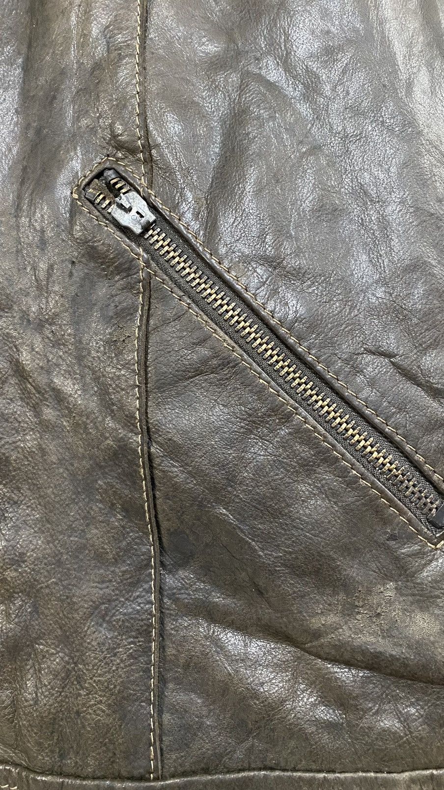 Armani Vintage Armani Jeans Distressed Leather Jacket Size US M / EU 48-50 / 2 - 6 Thumbnail