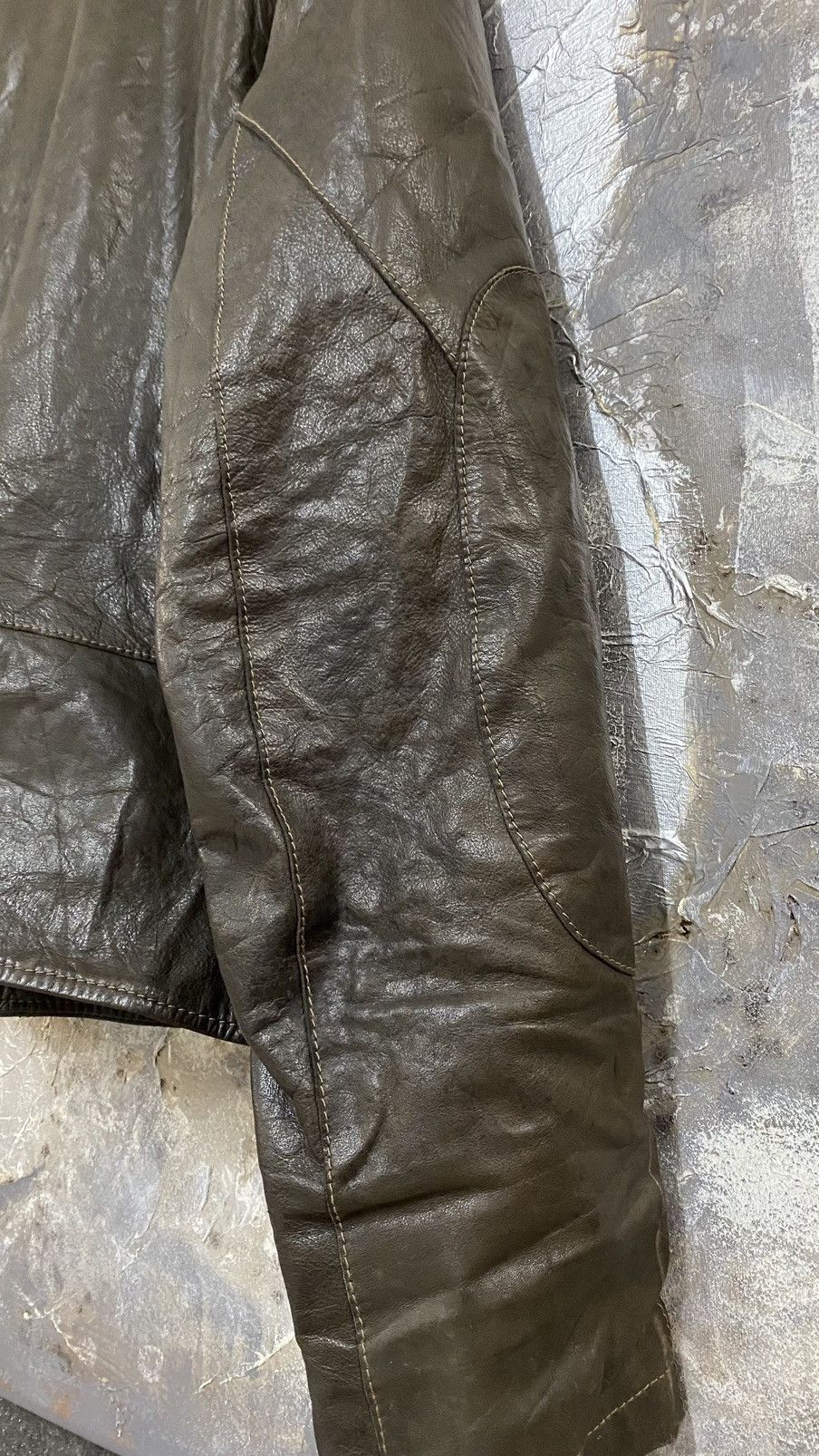 Armani Vintage Armani Jeans Distressed Leather Jacket Size US M / EU 48-50 / 2 - 14 Thumbnail