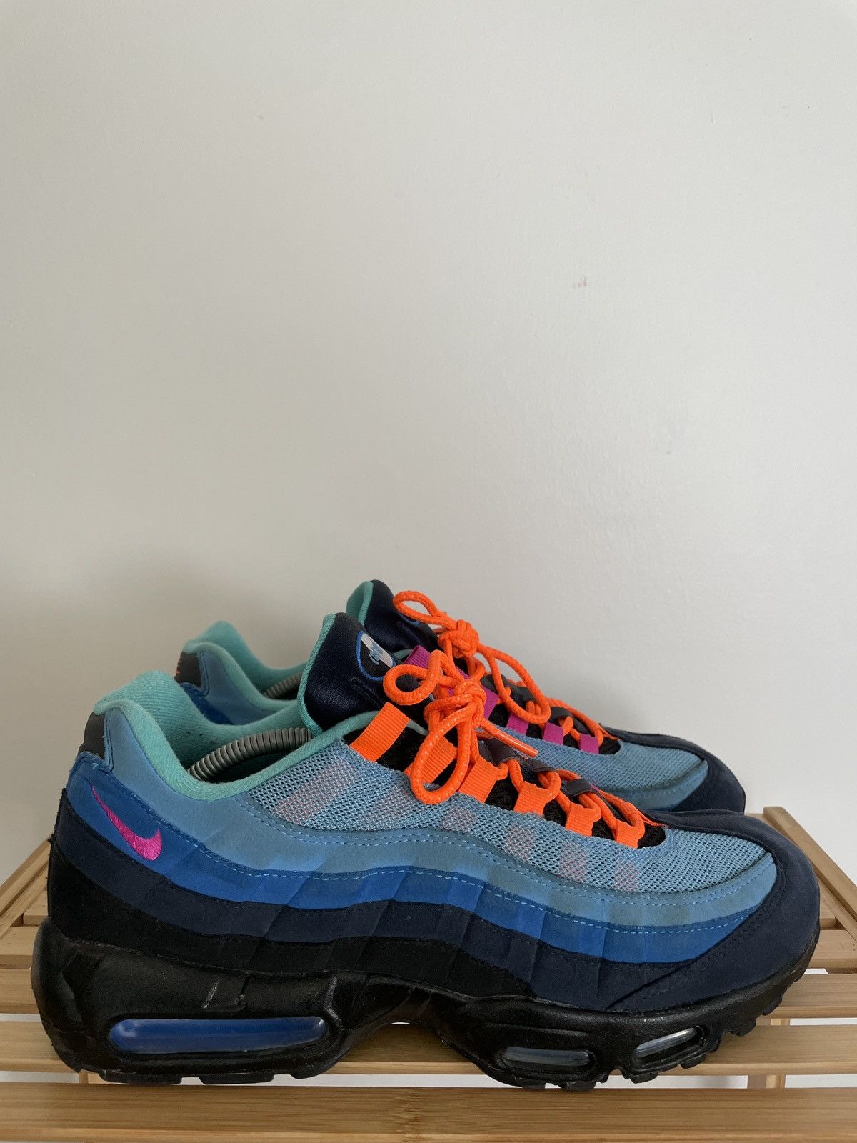 Air max 95 coral studios for sale deals