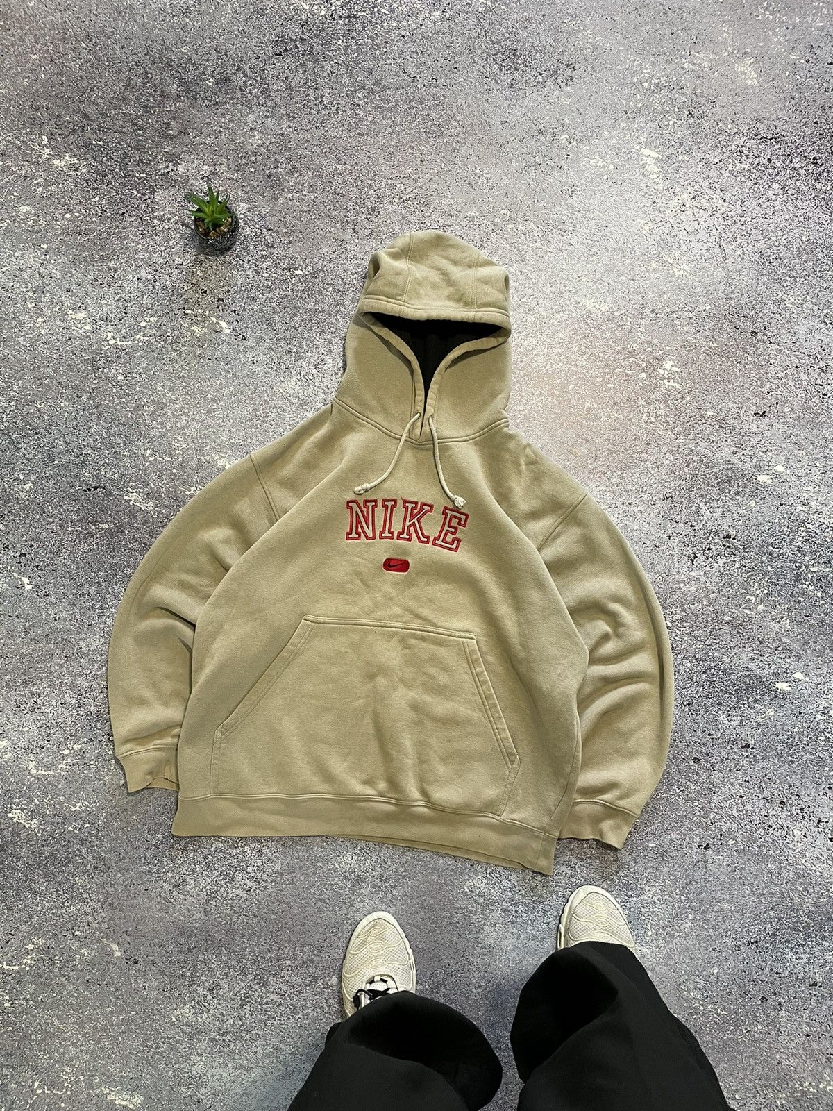 Vintage Nike Hoodie Baggy Cream Embroidered Logo Swoosh