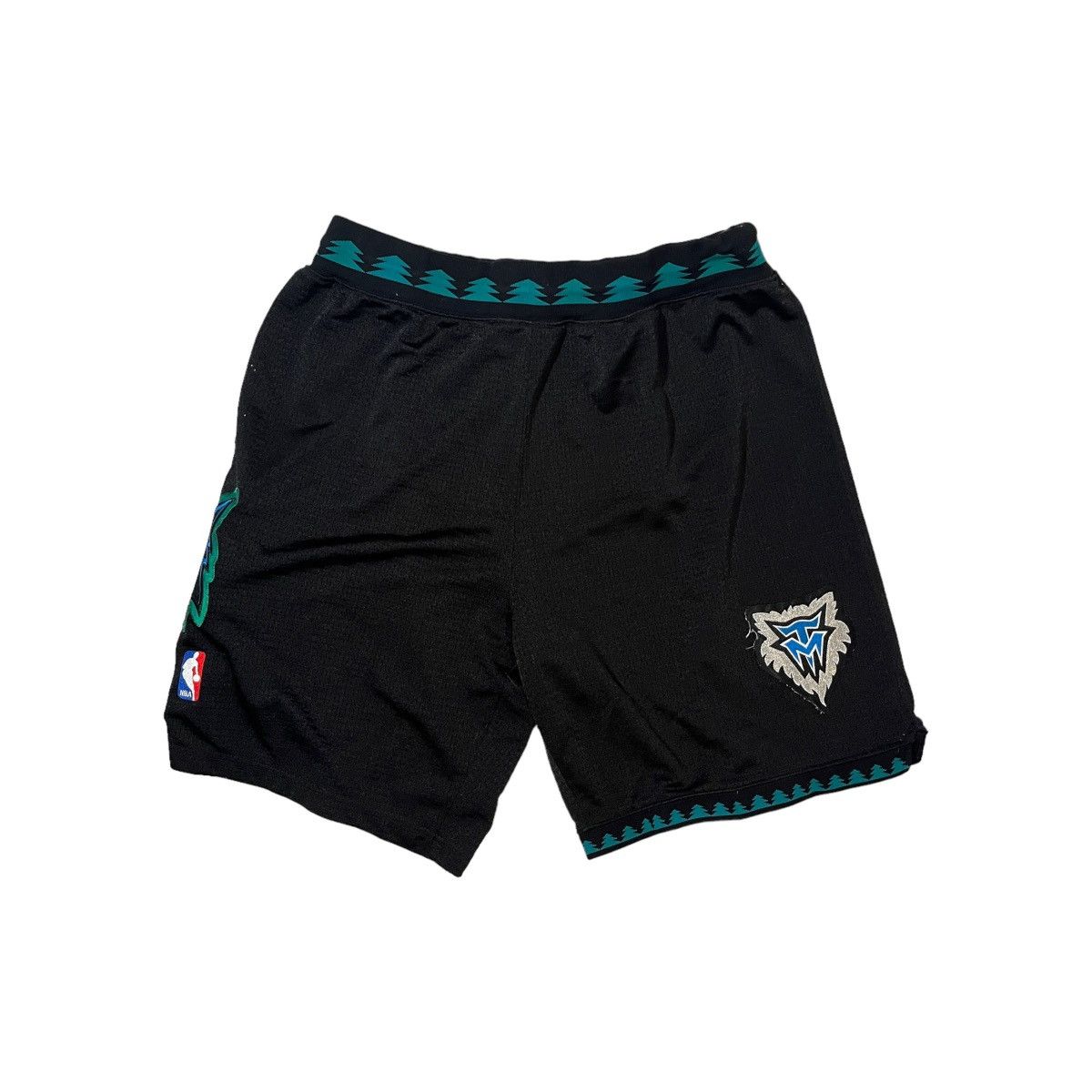 image of 2000S Nba Minnesota Timberwolves Hardwood Classics Shorts in Black, Men's (Size 36)