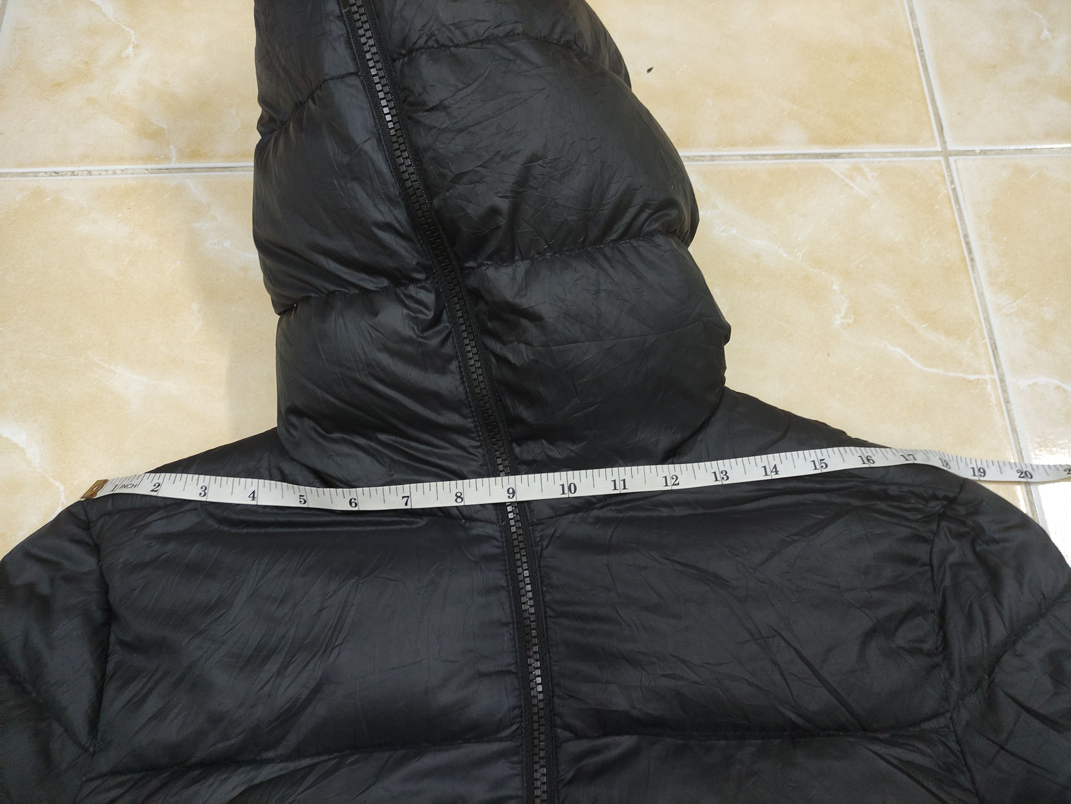 Emporio Armani EMPORIO ARMANI FULL ZIPPER HOODIE DOWN JACKET Size US S / EU 44-46 / 1 - 19 Thumbnail
