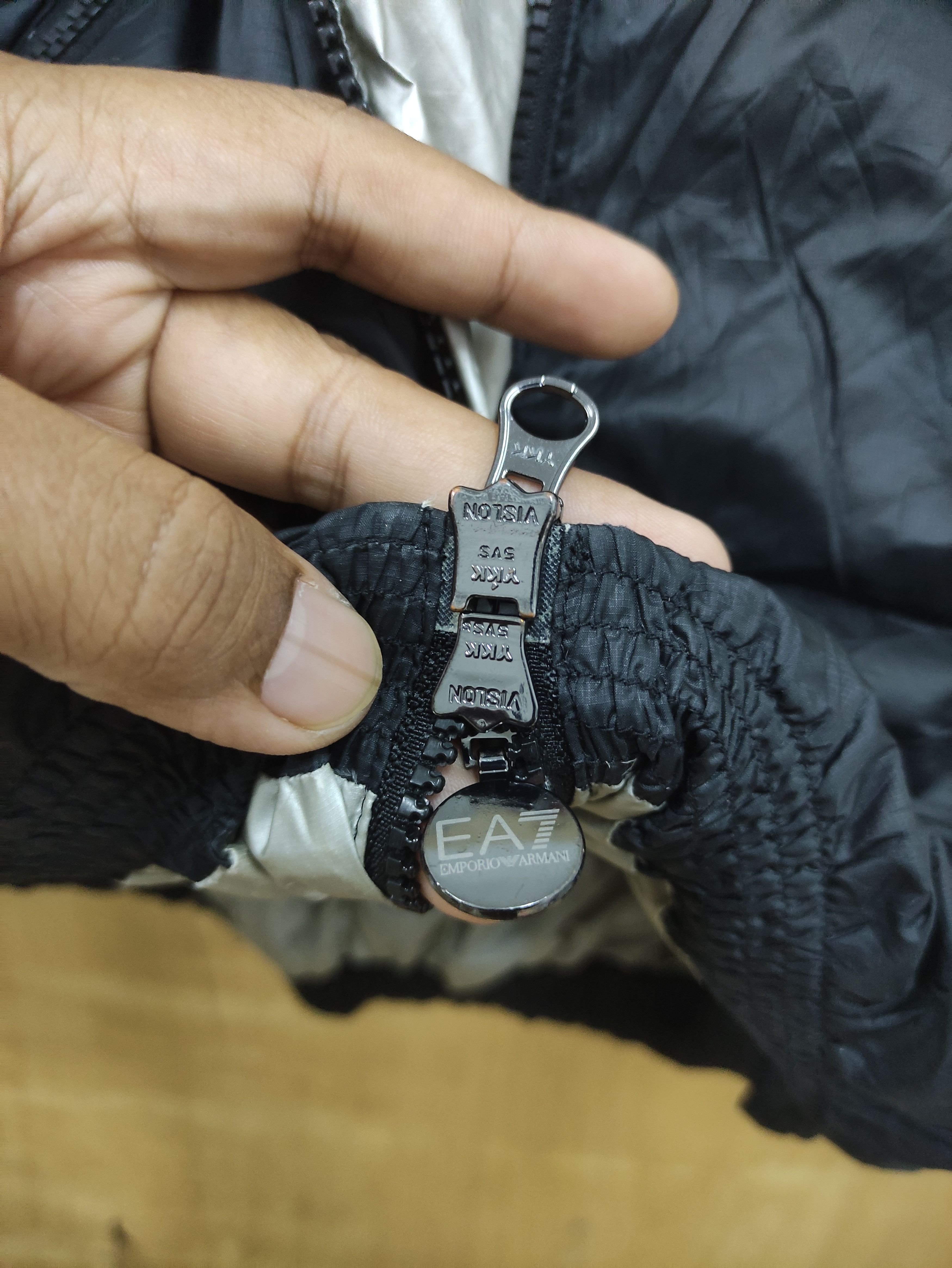 Emporio Armani EMPORIO ARMANI FULL ZIPPER HOODIE DOWN JACKET Size US S / EU 44-46 / 1 - 16 Thumbnail