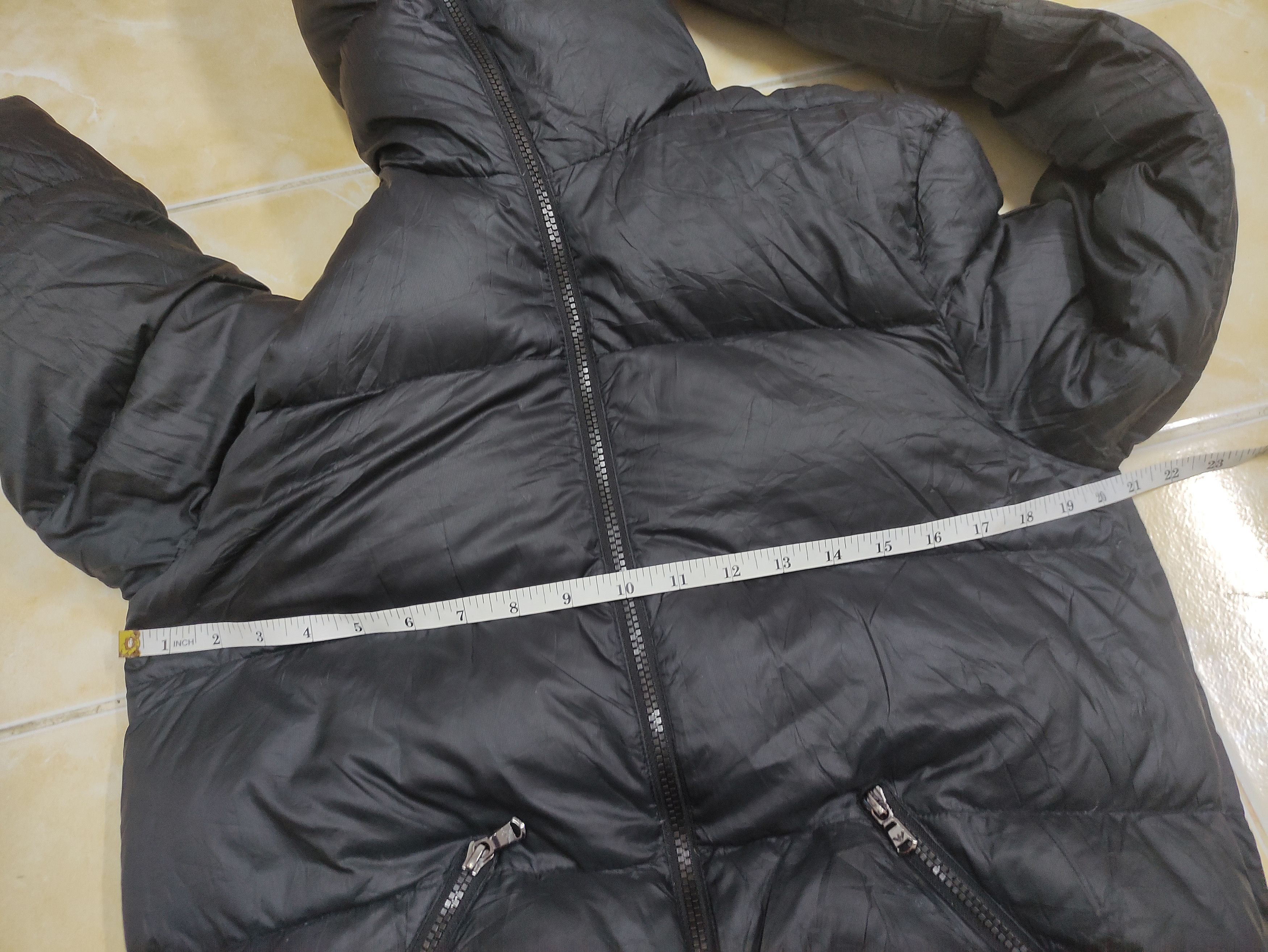 Emporio Armani EMPORIO ARMANI FULL ZIPPER HOODIE DOWN JACKET Size US S / EU 44-46 / 1 - 21 Thumbnail