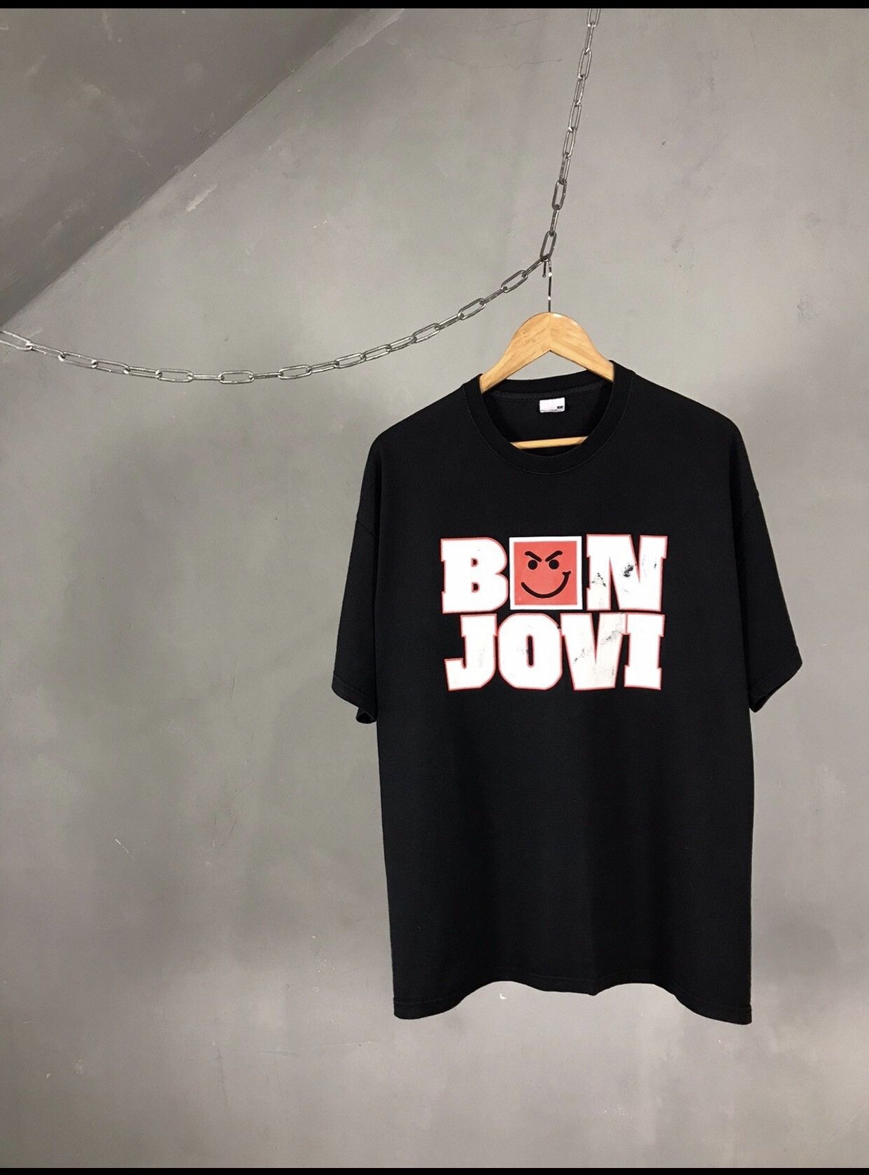 Band Tees Bon Jovi 2006 Vintage Rock Band Tour Tee Size US XL / EU 56 / 4 - 1 Thumbnail