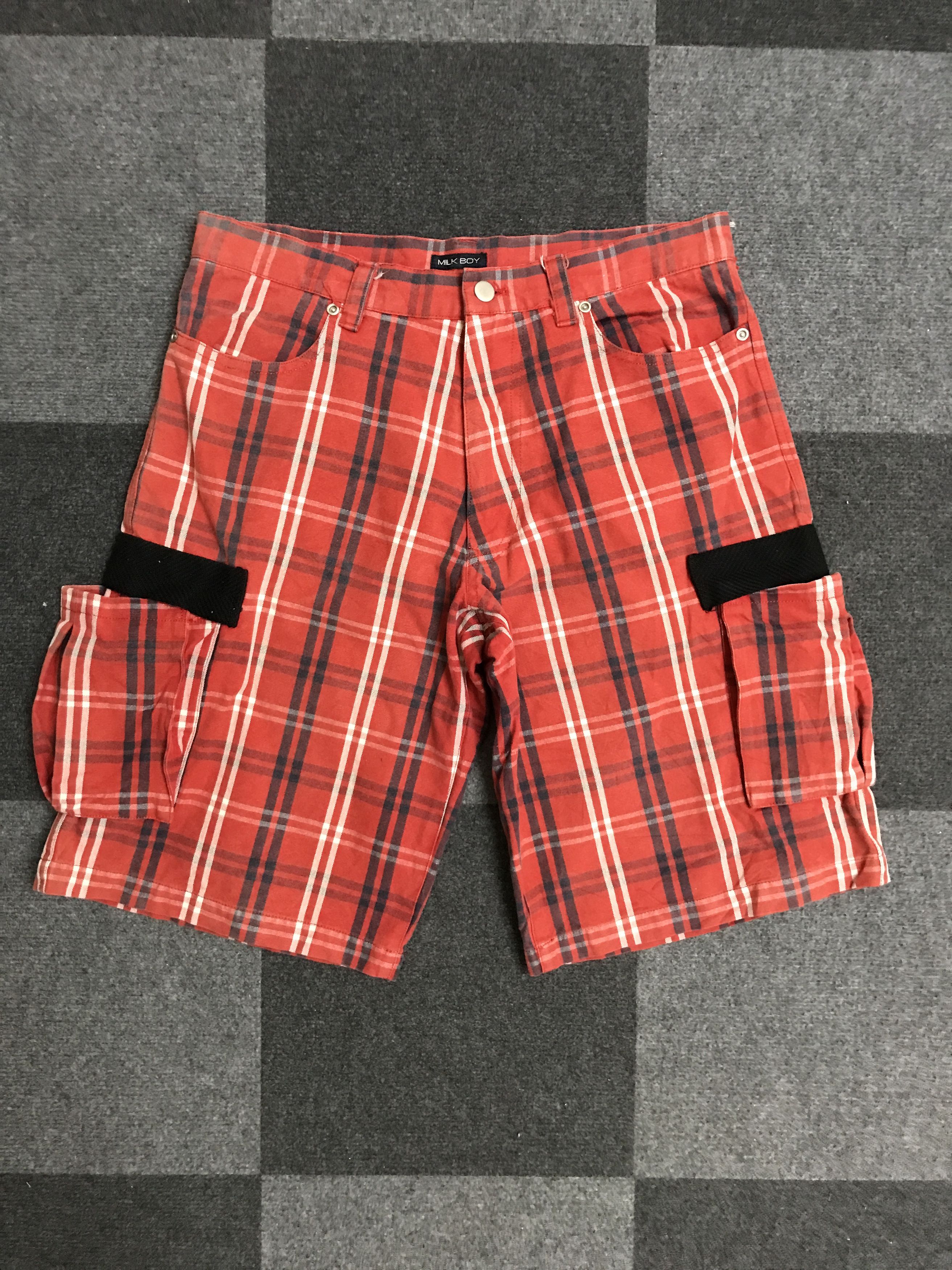 Japanese Brand SP22 MILKBOY By Hitomi Okawa Japan Designer Plaid Short Pant Size US 32 / EU 48 - 1 Thumbnail