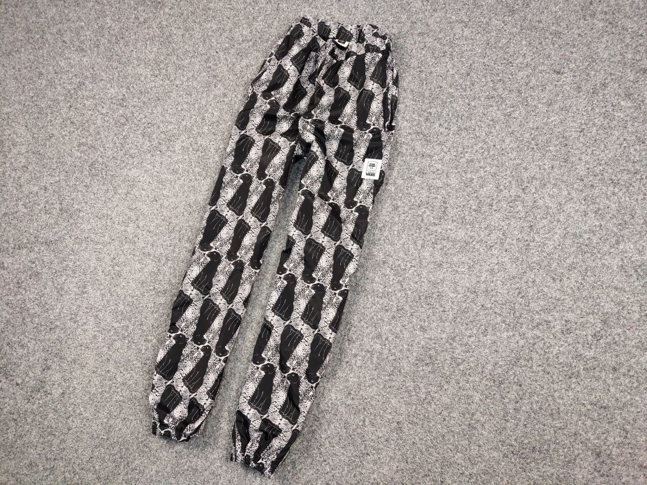 Vans Opening Ceremony X Vans Track Jogger Pants Leopard Print Size US 30 / EU 46 - 3 Thumbnail
