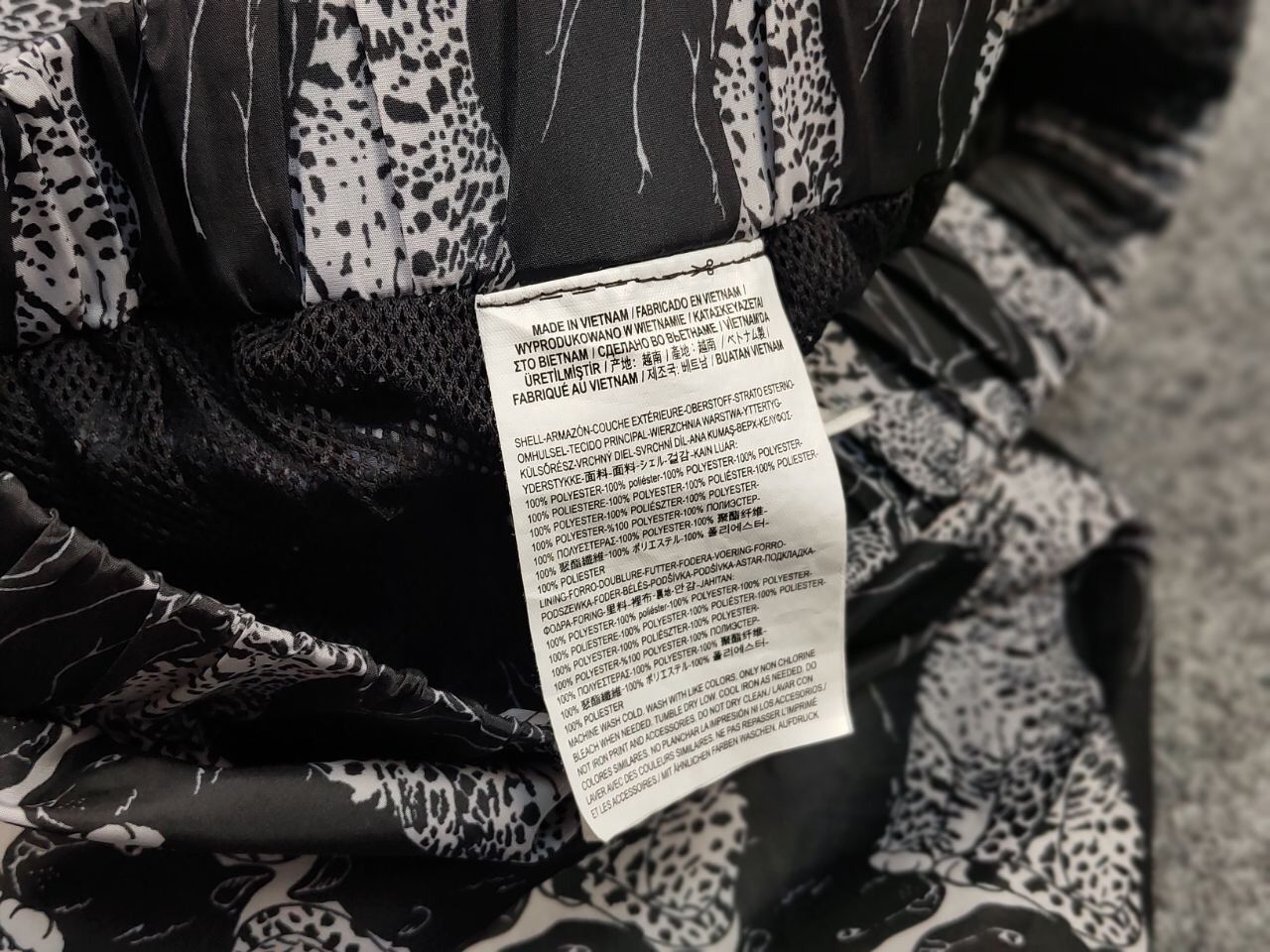 Vans Opening Ceremony X Vans Track Jogger Pants Leopard Print Size US 30 / EU 46 - 18 Thumbnail