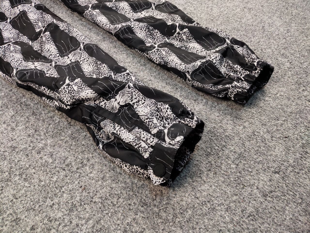 Vans Opening Ceremony X Vans Track Jogger Pants Leopard Print Size US 30 / EU 46 - 8 Thumbnail