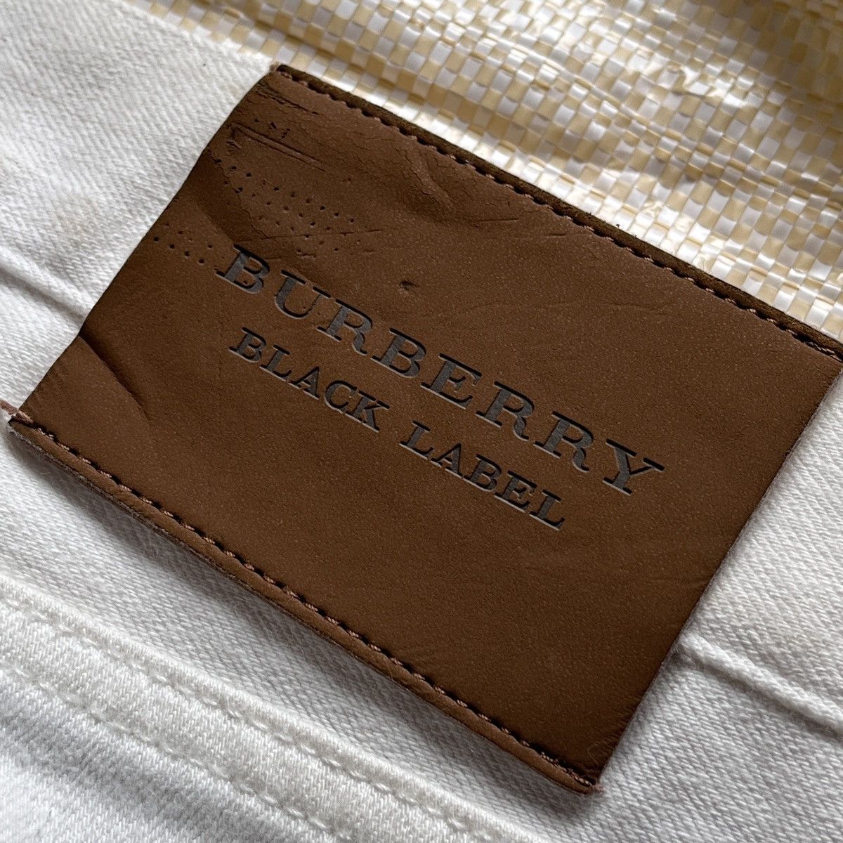 Burberry Black Label Burberry Denim Jeans White Colour Size US 29 - 16 Thumbnail