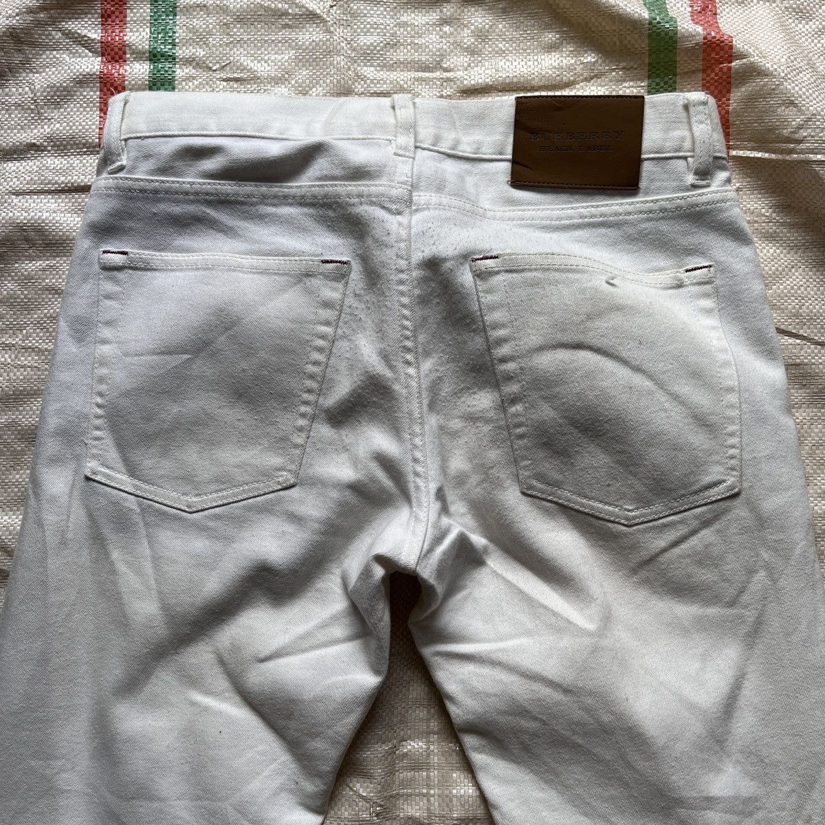 Burberry Black Label Burberry Denim Jeans White Colour Size US 29 - 17 Thumbnail