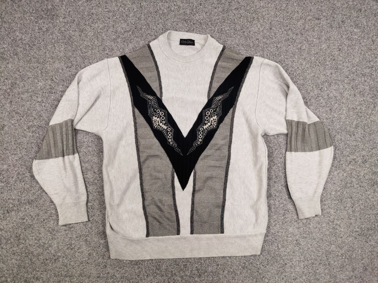 Carlo Colucci Vintage 90's Carlo Colucci Gray Japan Pattern Knit Sweater Size US L / EU 52-54 / 3 - 16 Thumbnail